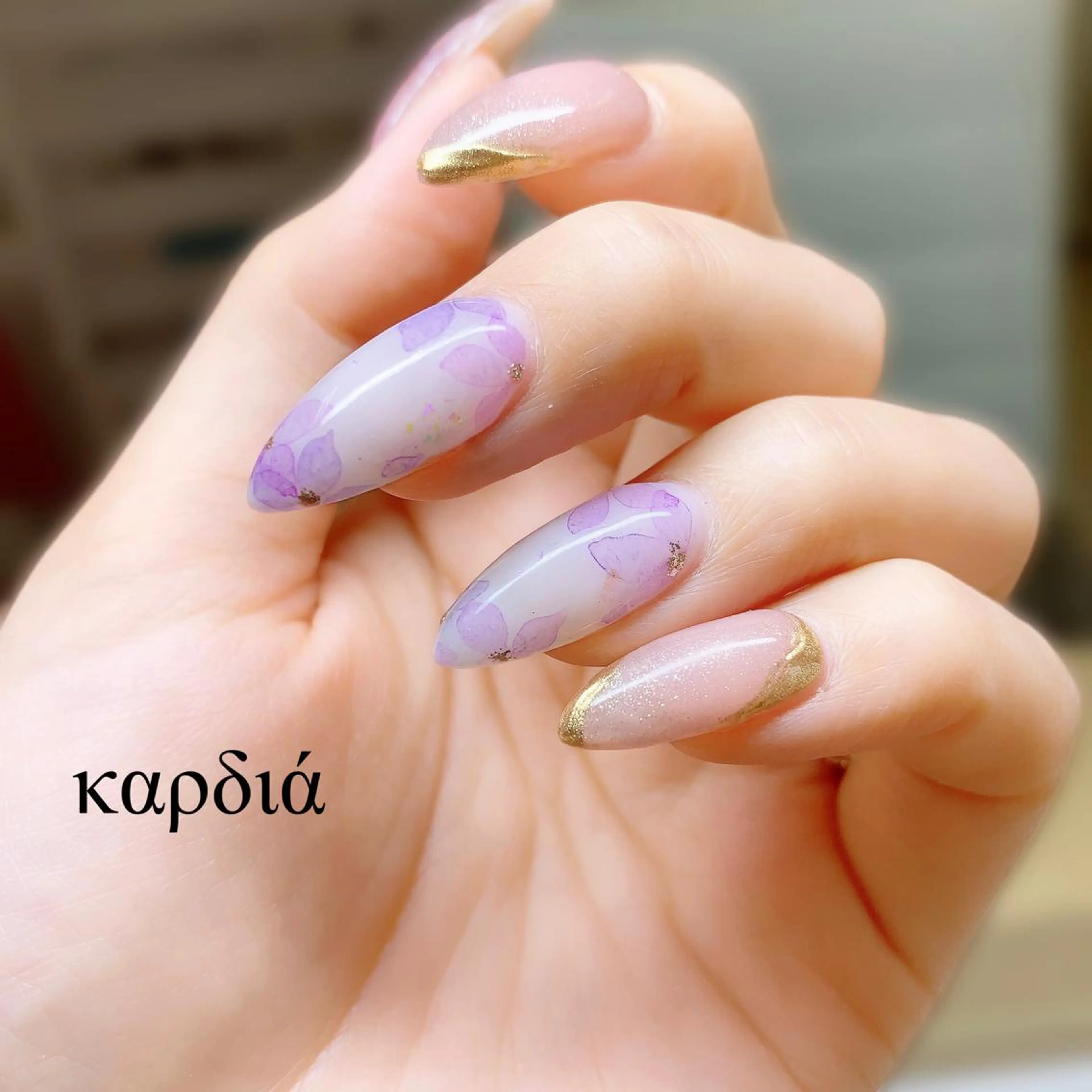 ネイル ハンドネイル καρδιά -ｶﾙﾃﾞｨｱ-のネイルデザイン