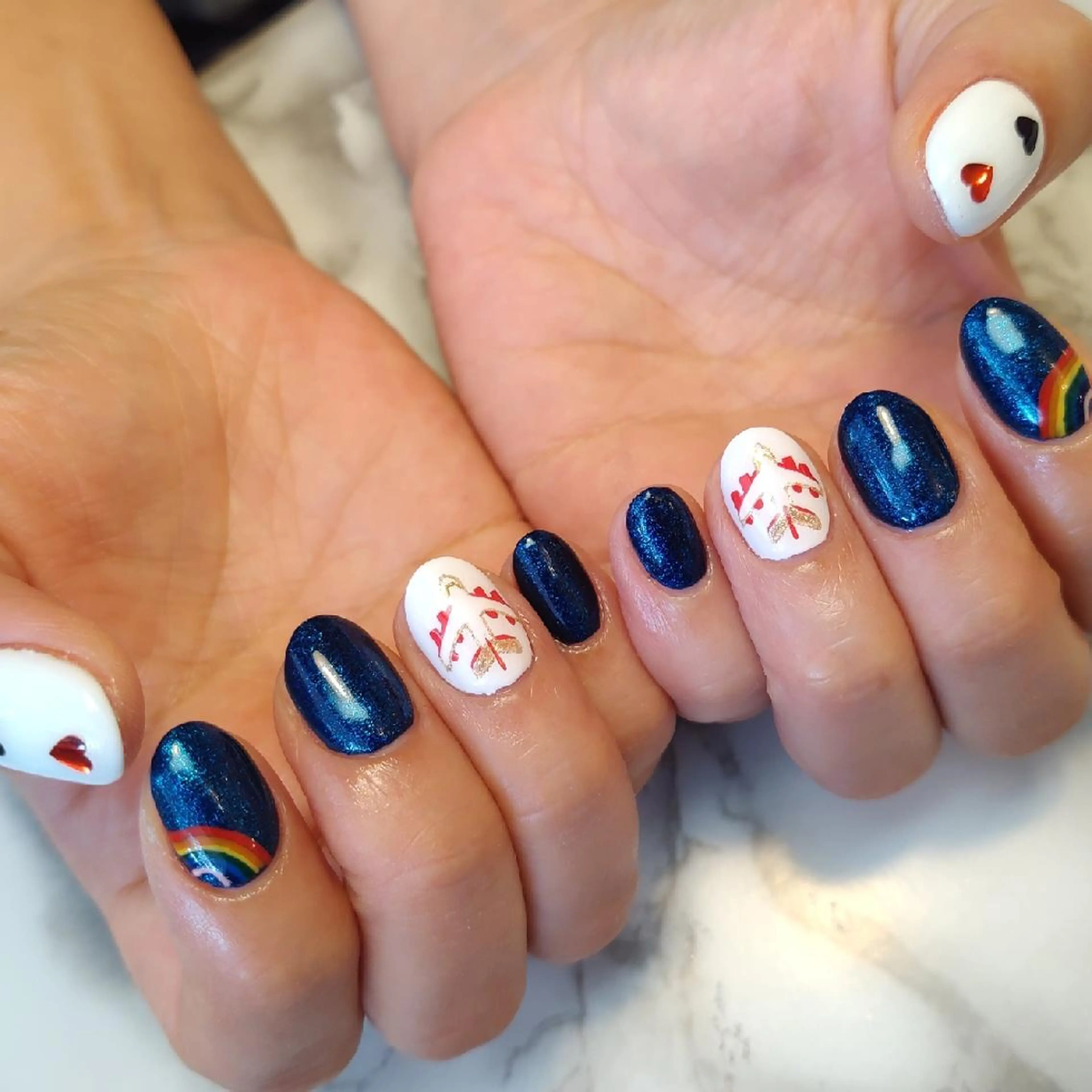 ネイル ジェヌインネイル 河内のネイルデザイン