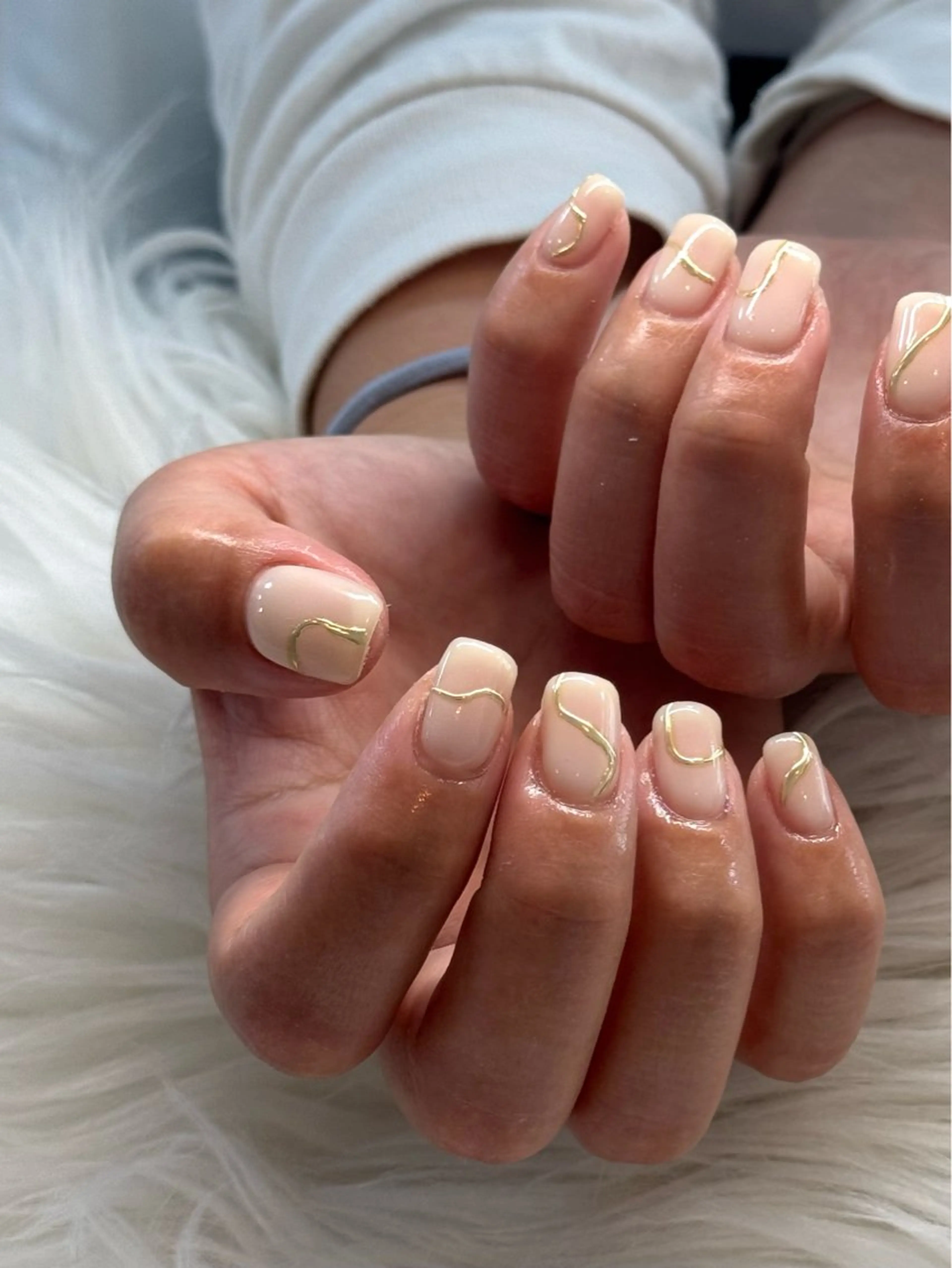 ネイル Loa　salon所属・小畑 寧捺のネイルデザイン