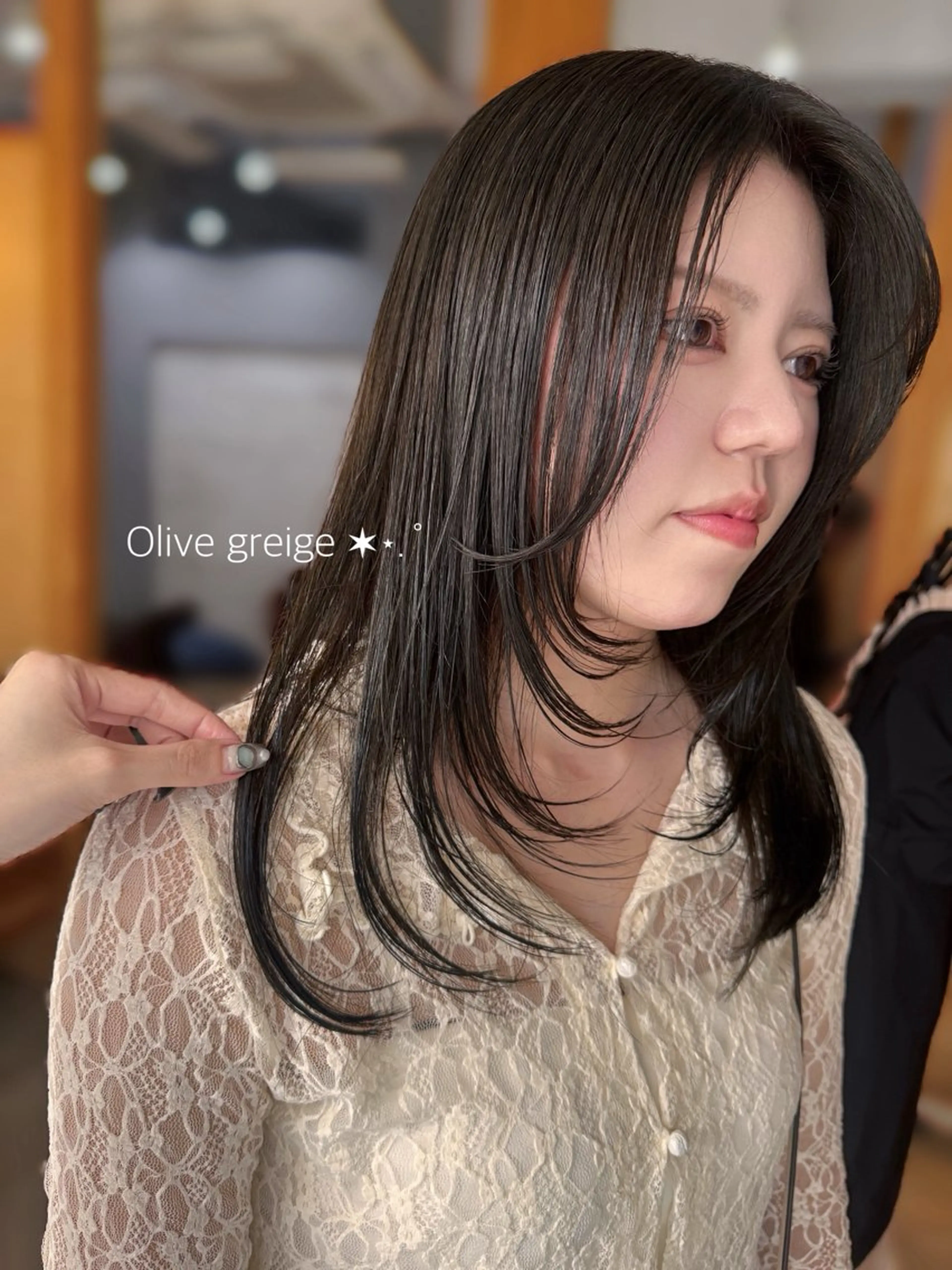 セミロング ヘアカラー トリートメント miloc🫧 MOMOYOのヘアスタイル