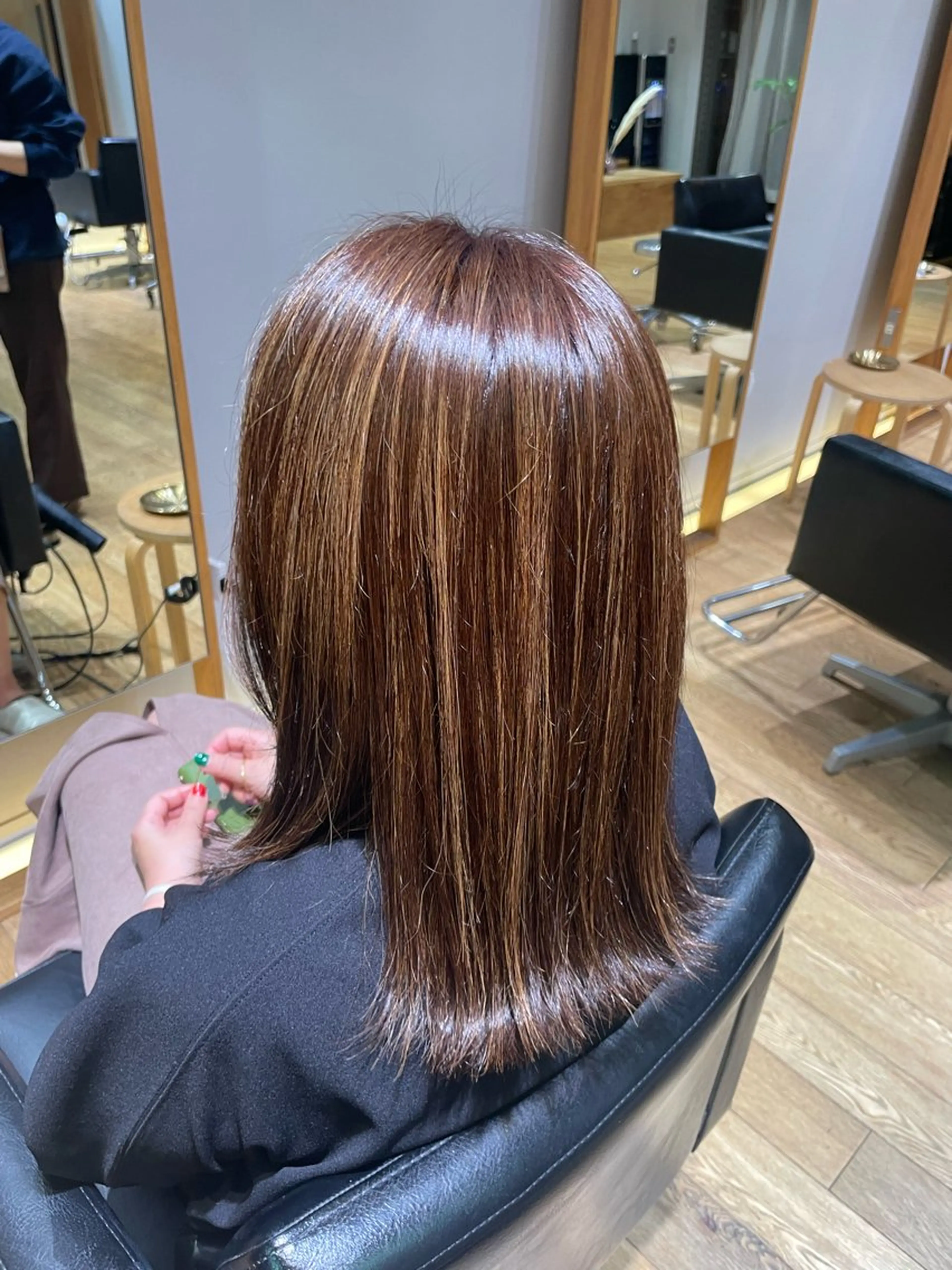 セミロング chihiro / ミディアムヘアのヘアスタイル