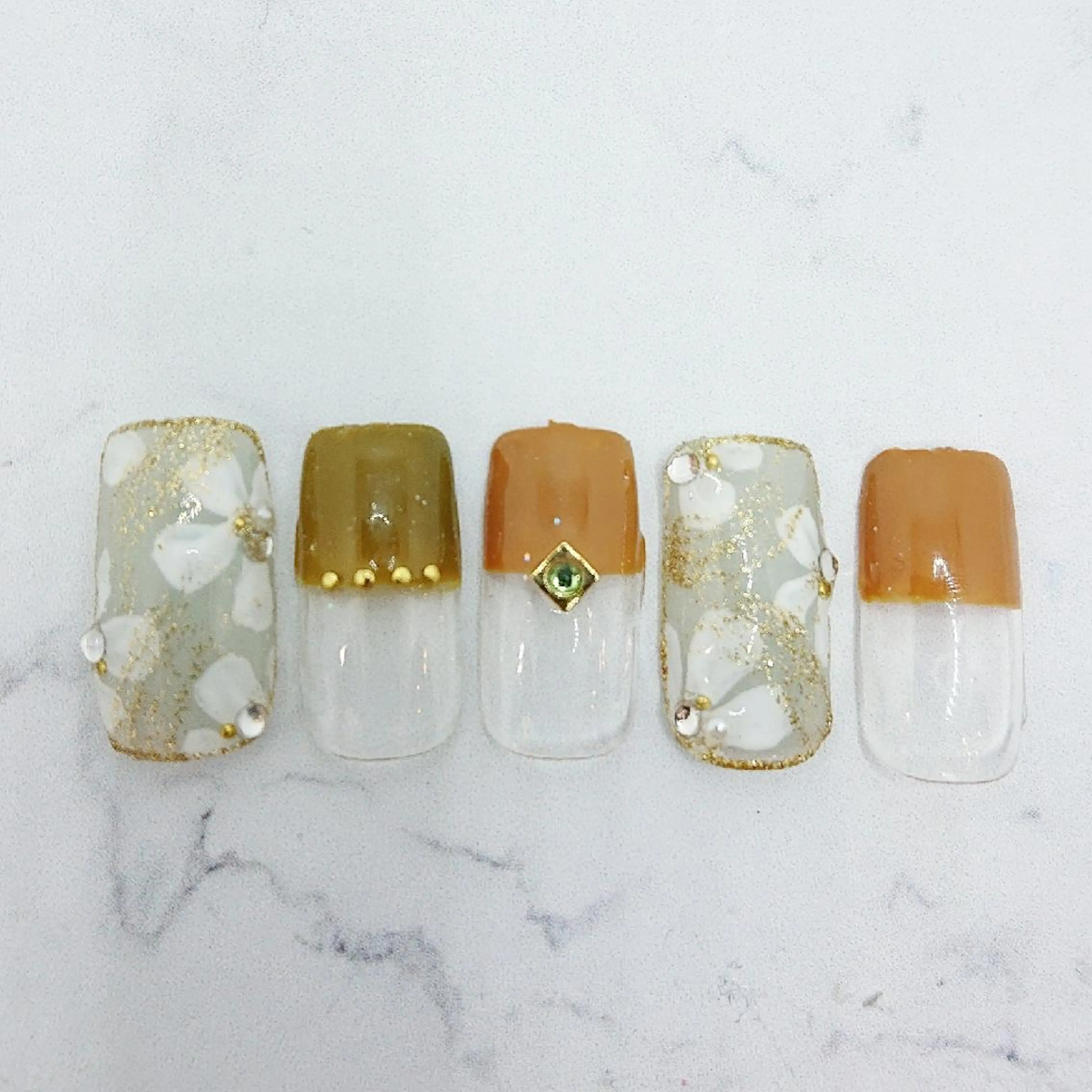 ネイル みー shakushiroのネイルデザイン