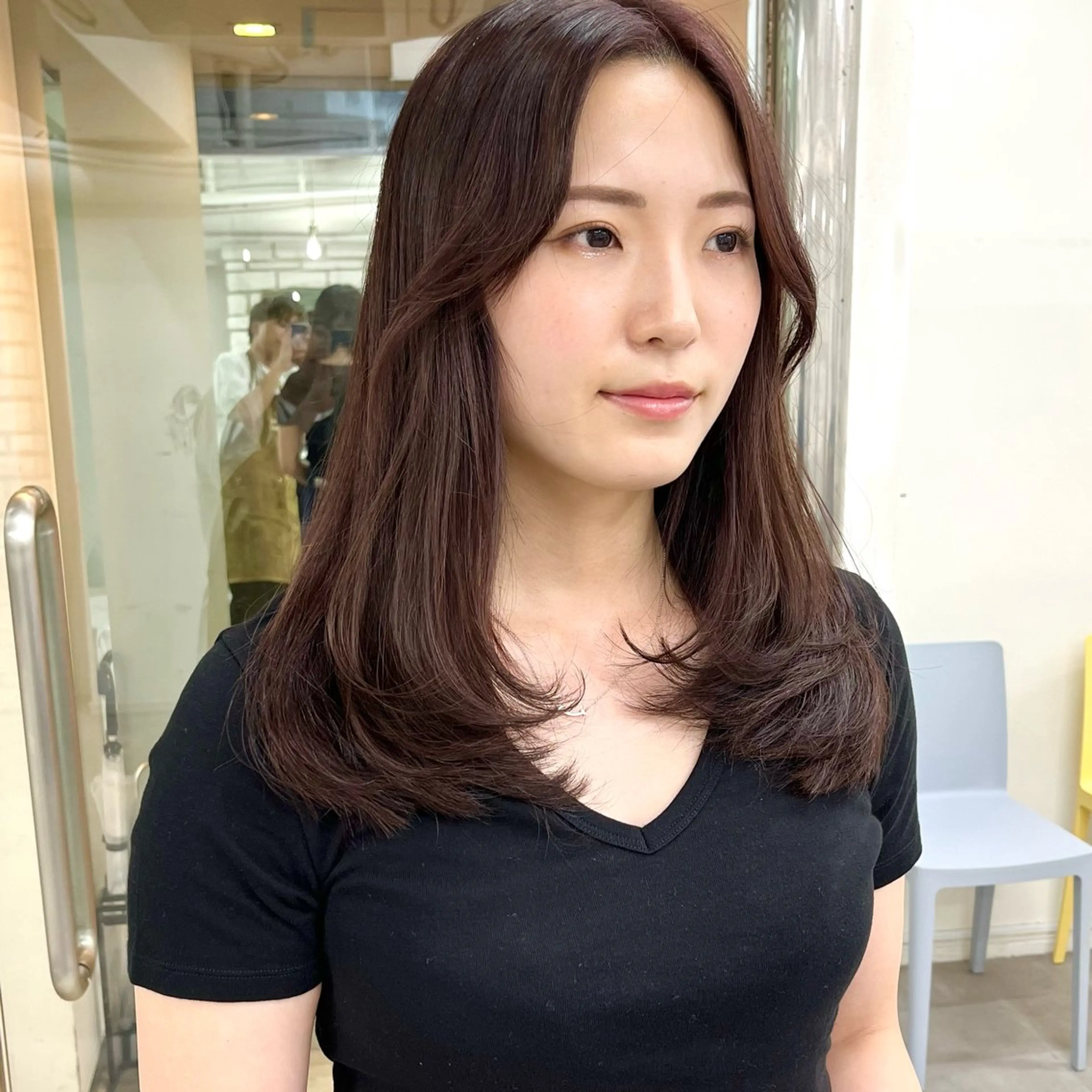 ロング カラー ブラウンカラー ピンクカラー ピンクブラウン レイヤーカット 天王寺髪質改善なら よしみさん✨のヘアスタイル