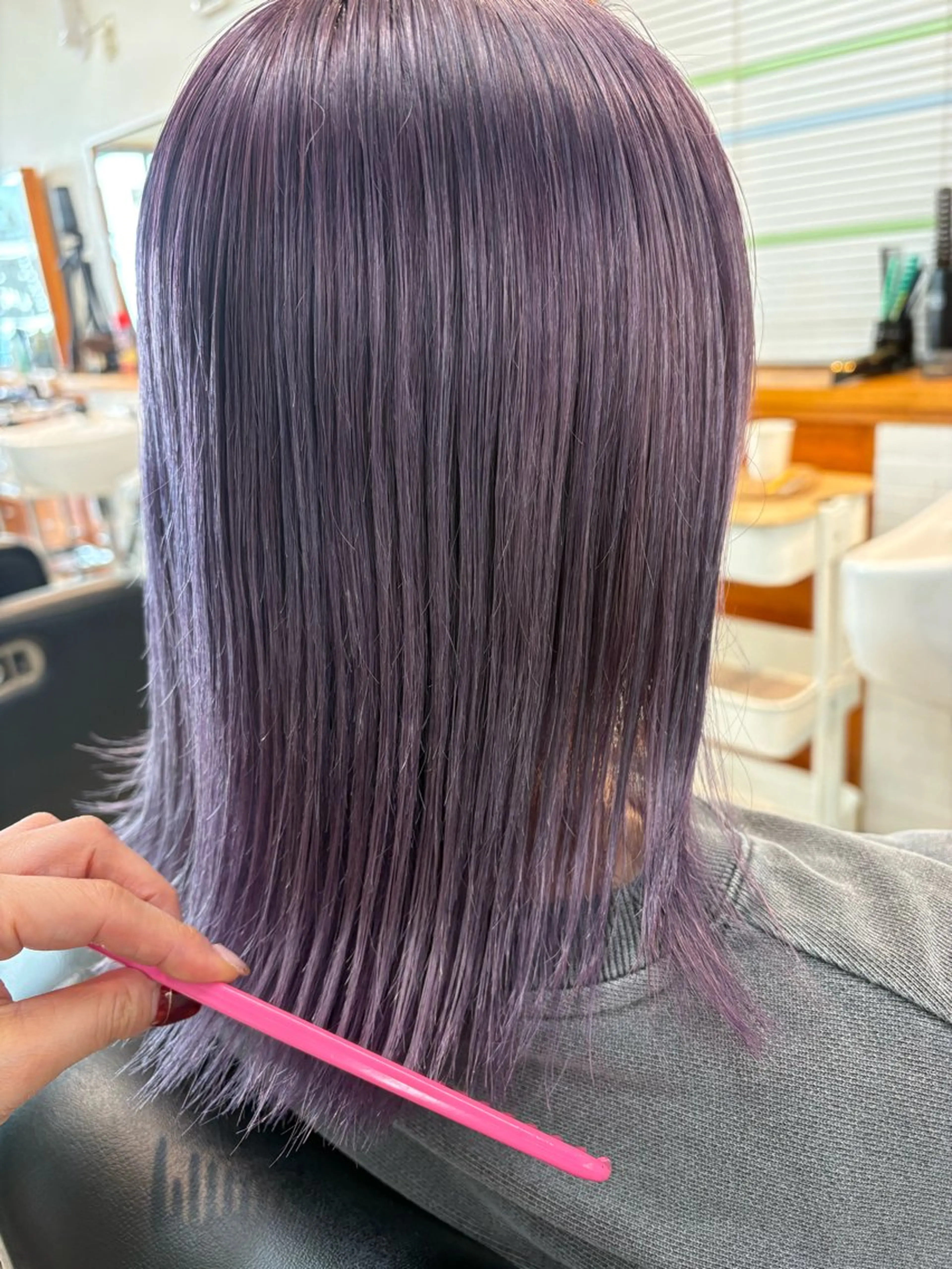 セミロング カラー バイオレットカラー one☆star所属・通い続けられるサロン ママ美容師　明日香のヘアスタイル