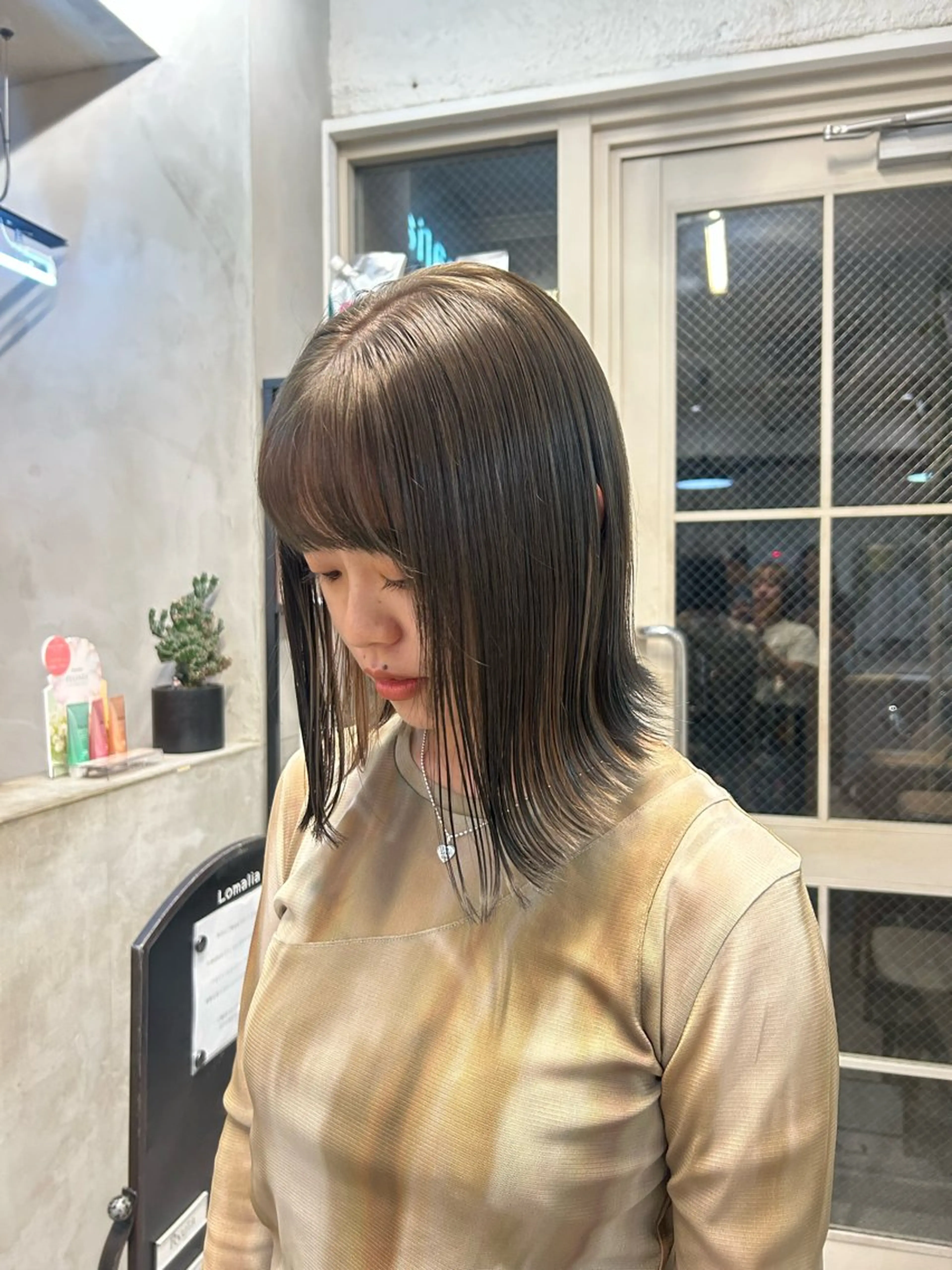 カラー 透明感カラー moeka 表参道のヘアスタイル