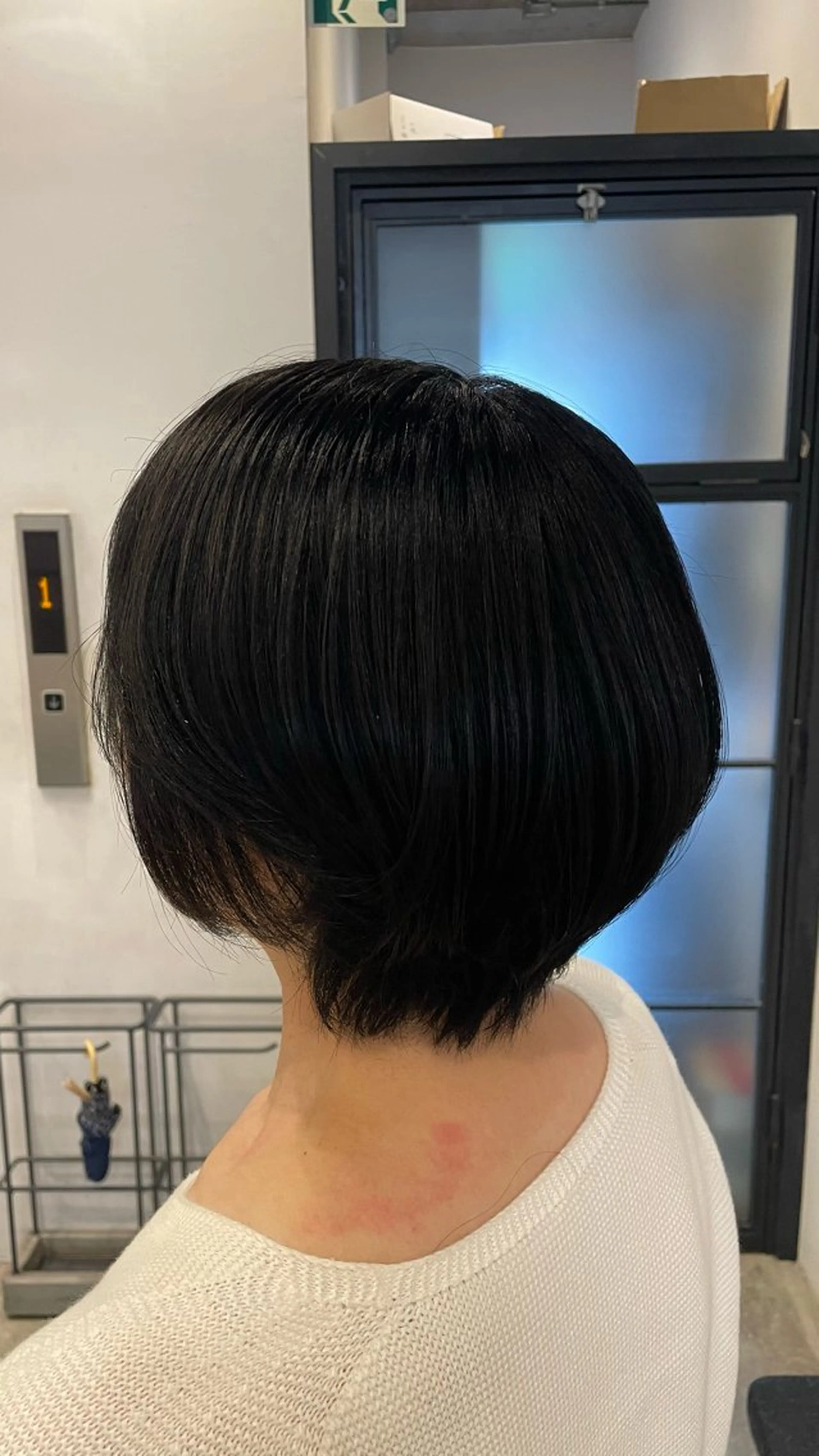 ショート メンズパーマ✨️/ 縮毛カラー🫧あきはのヘアスタイル