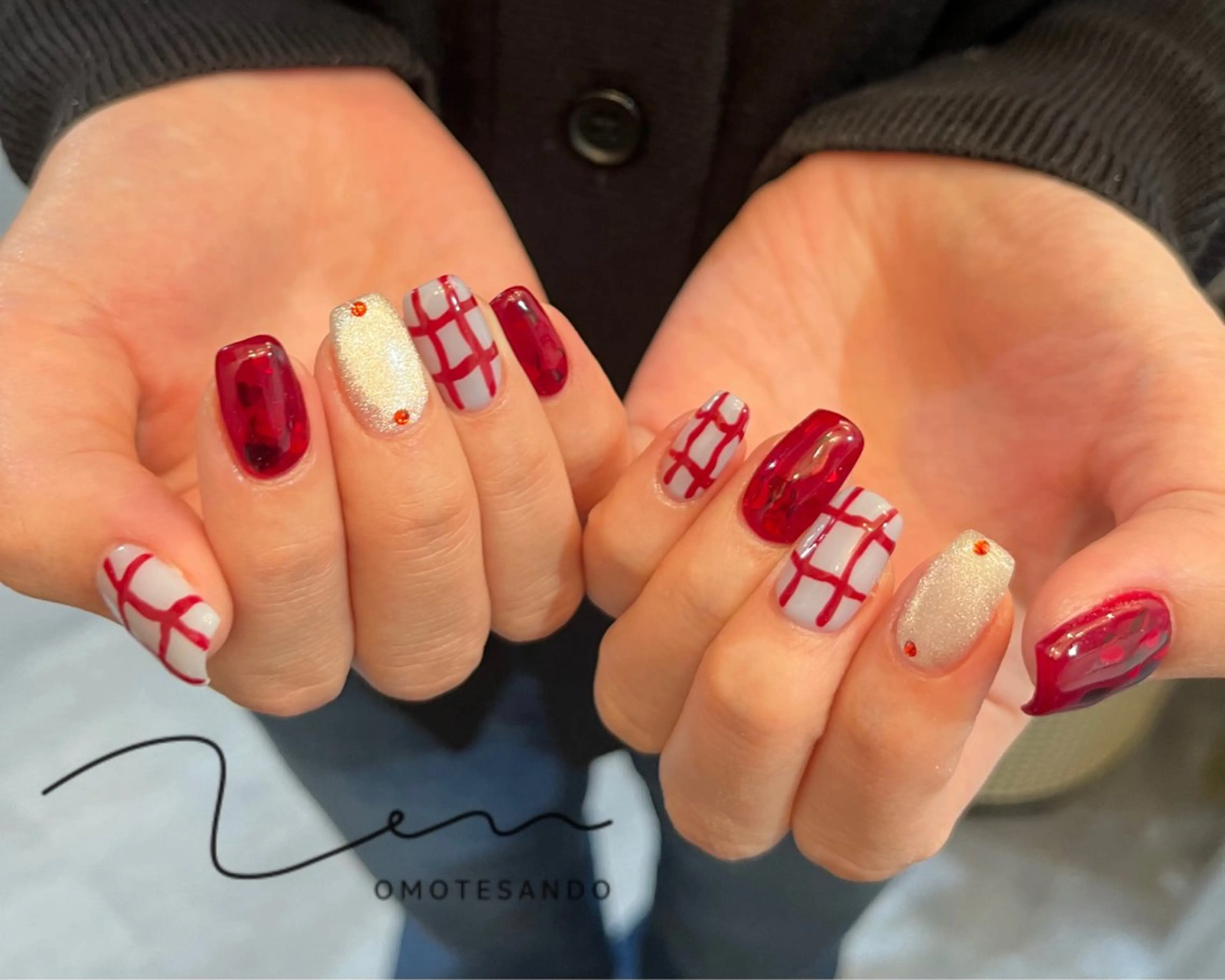 ミディアム ハンドネイル . azusaのネイルデザイン