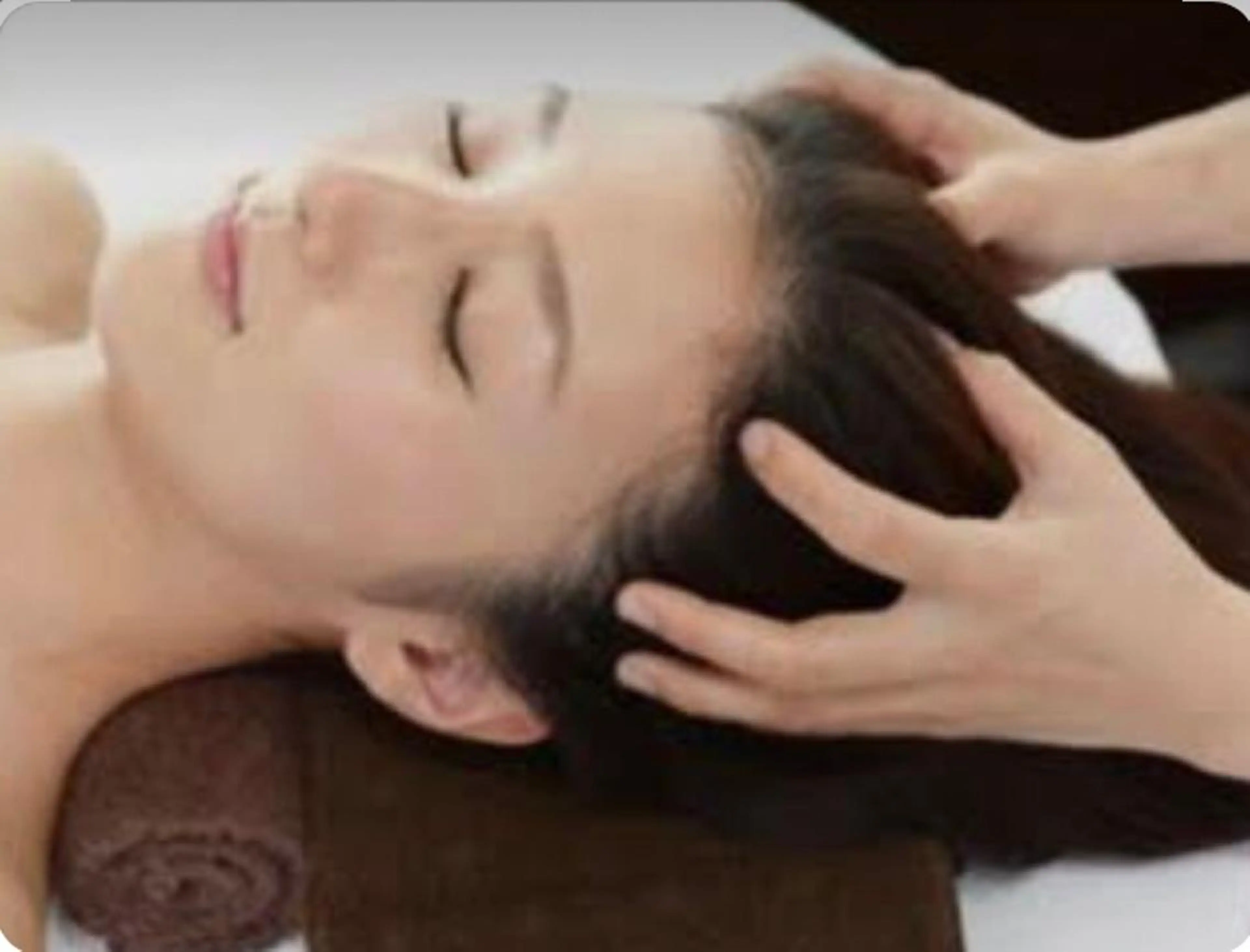 ヘッドセラピーの写真