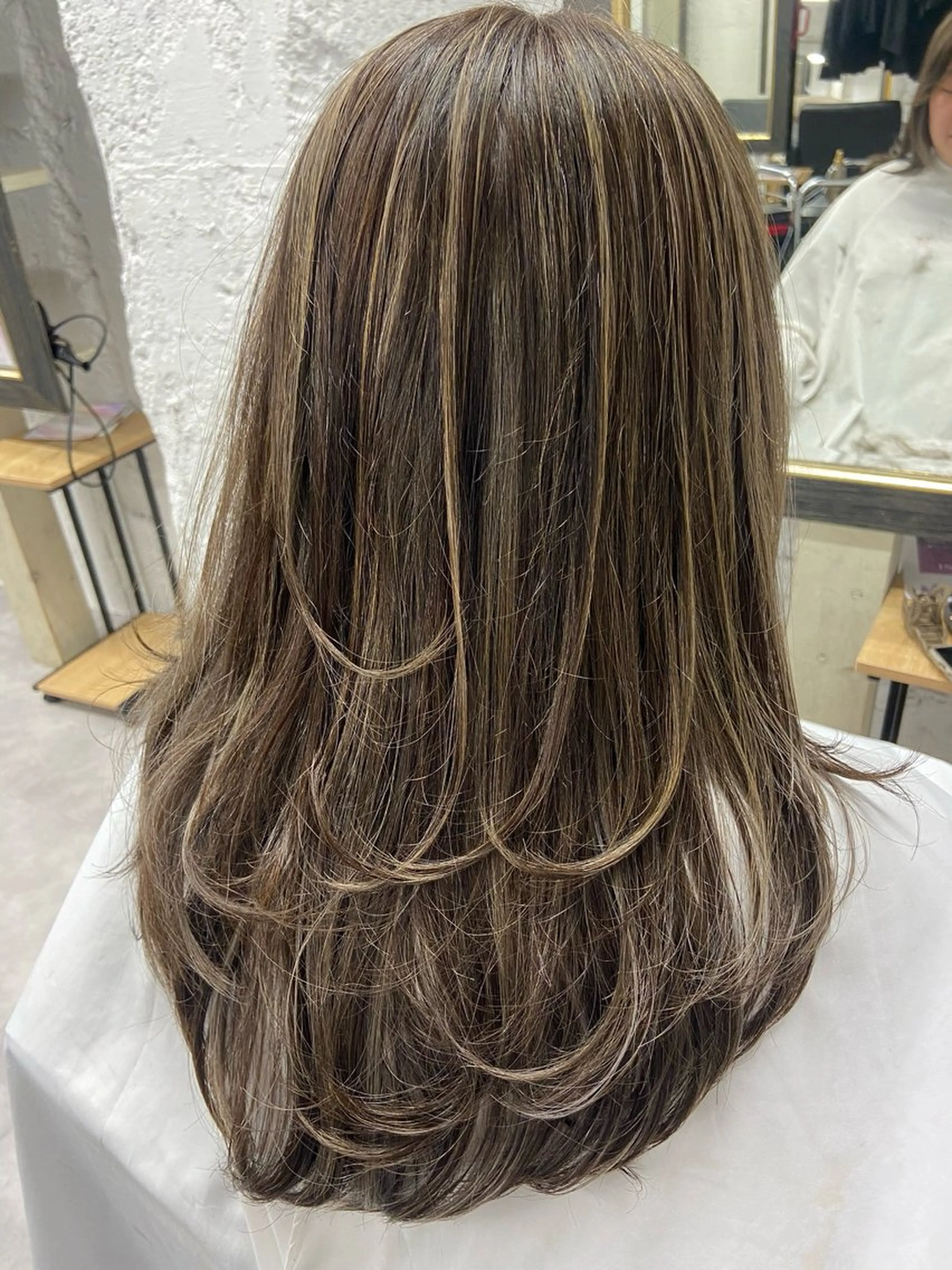 ロング ハイトーン/ダブル カラー/akihoのヘアスタイル