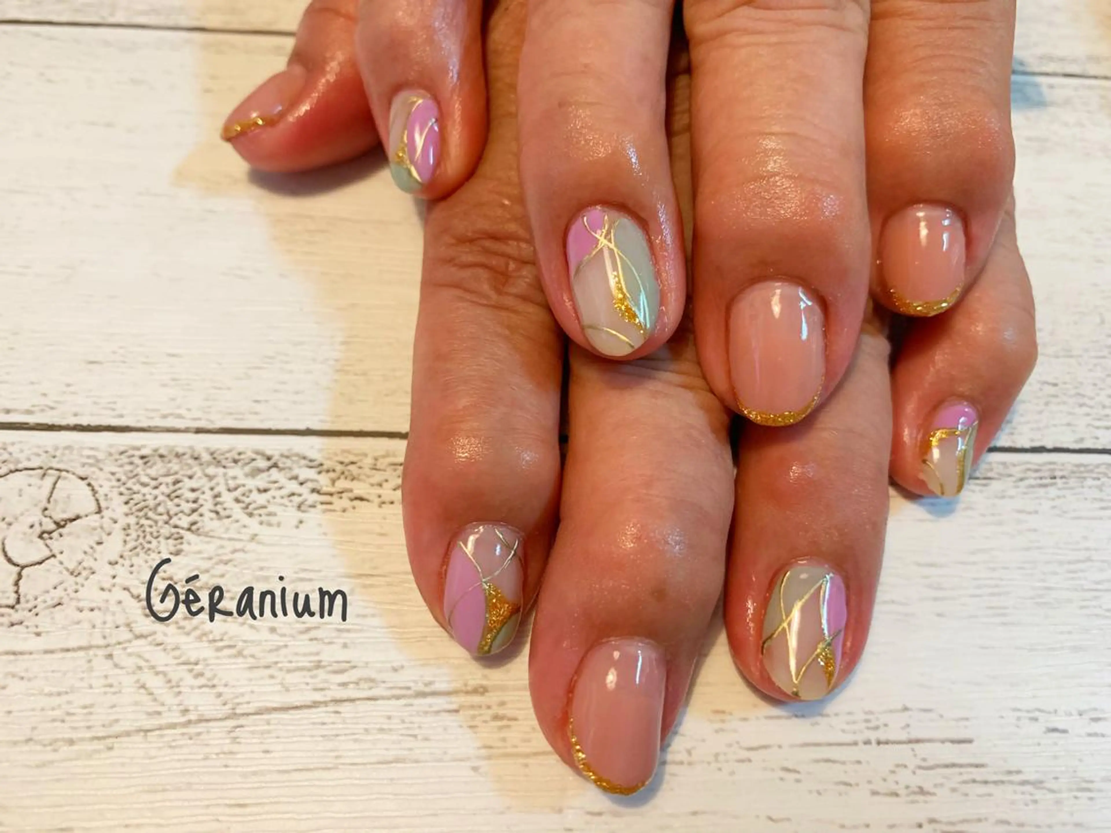 ネイル ハンドネイル GéRanium Harukaのネイルデザイン
