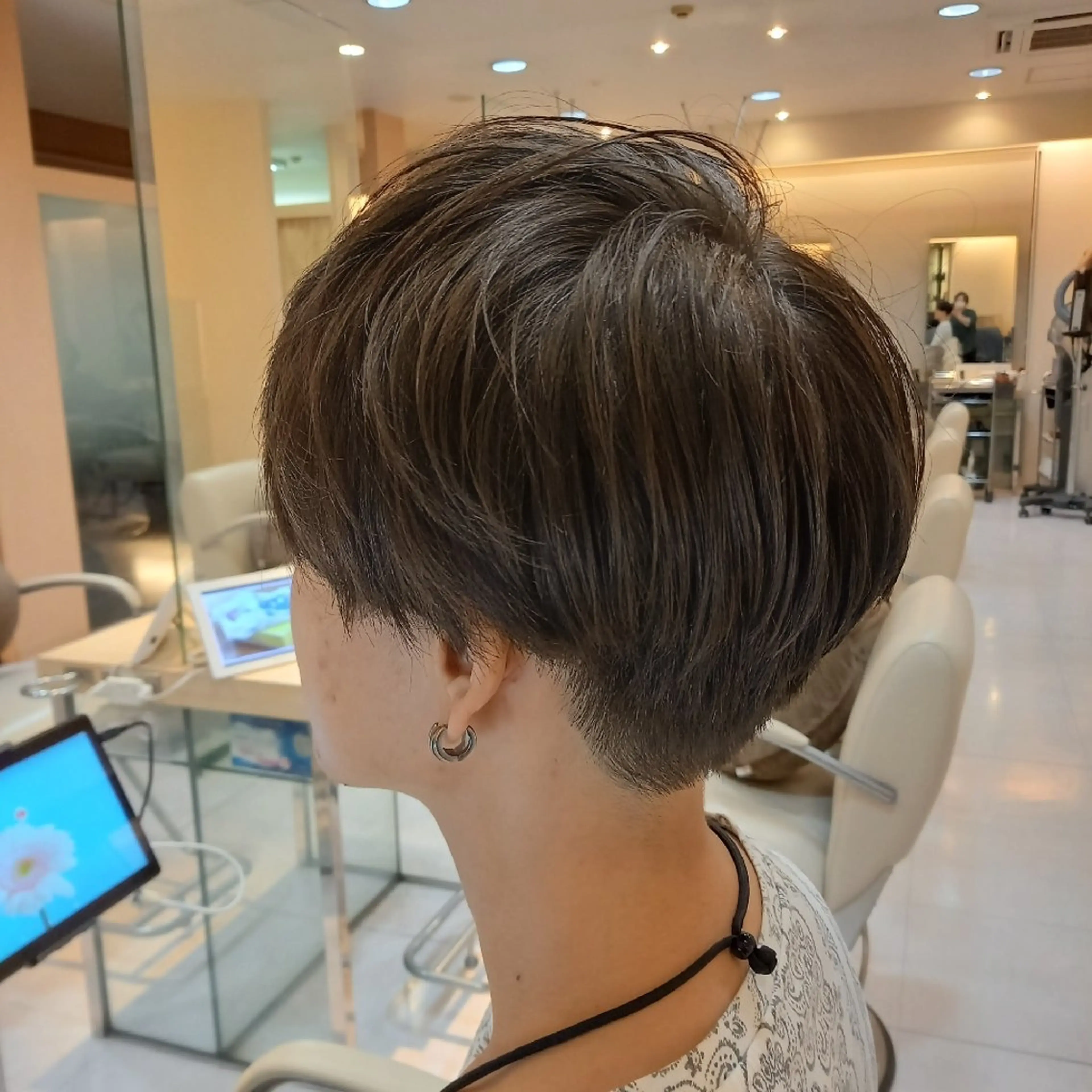 メンズ 飯田・髪質改善縮毛矯 正・カラー・パーマのヘアスタイル