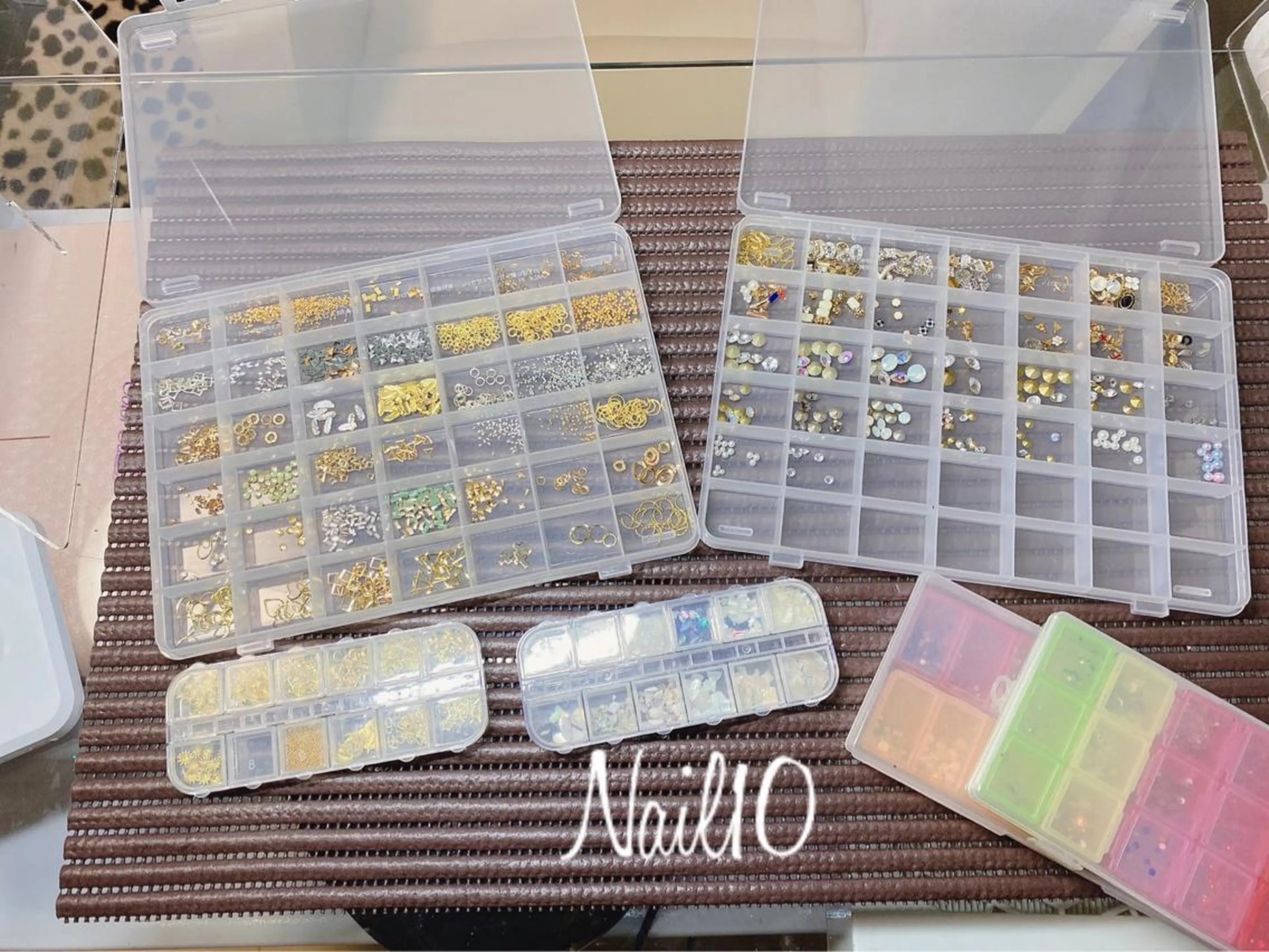 ネイル ストーンネイル Nail10 Kakoのネイルデザイン