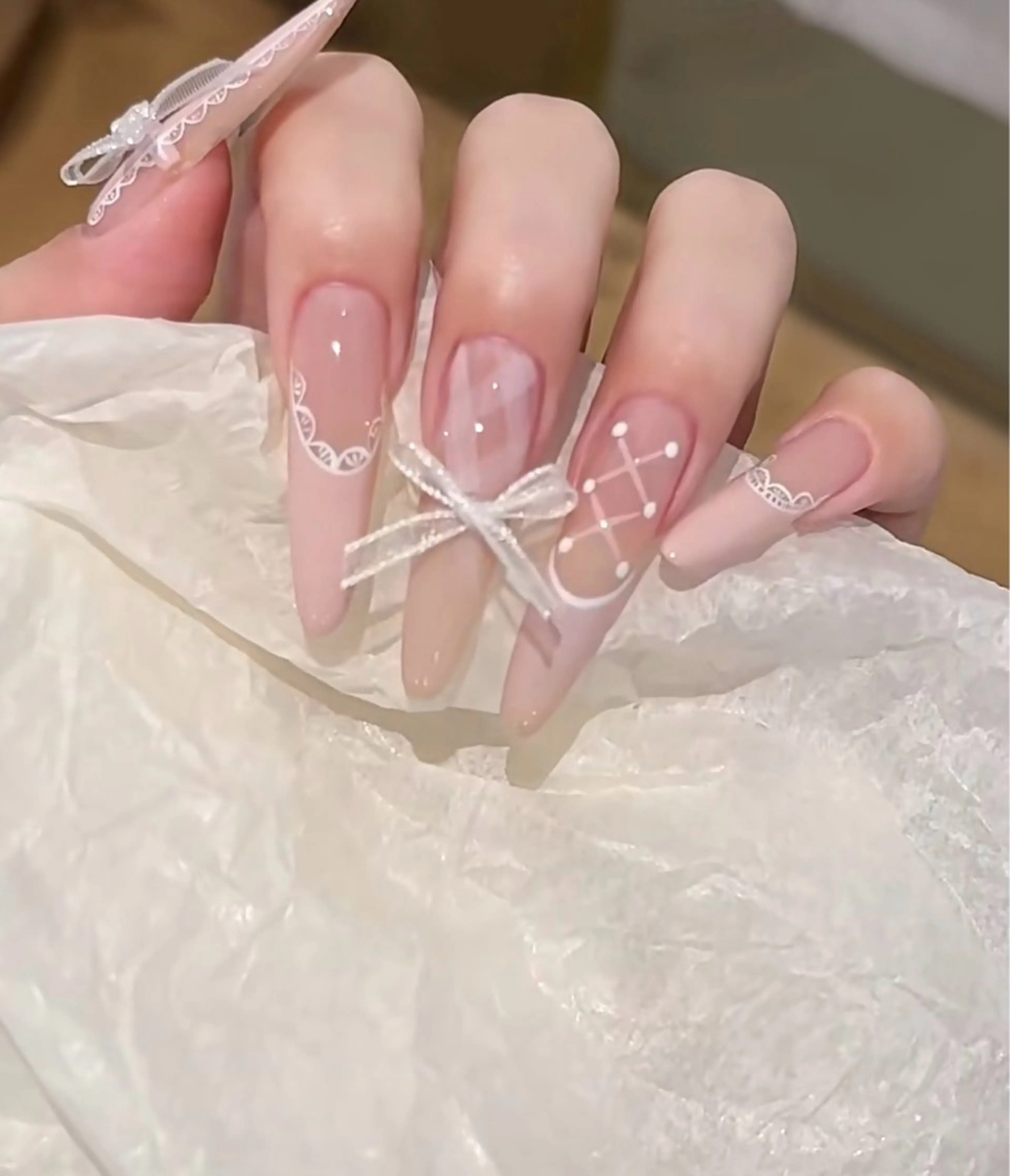 ネイル ETELUNA Nail 銀座店【パラジェル/フィルイン/チップスカルプ/マグネット/ニュアンス】所属・周 テイのネイルデザイン