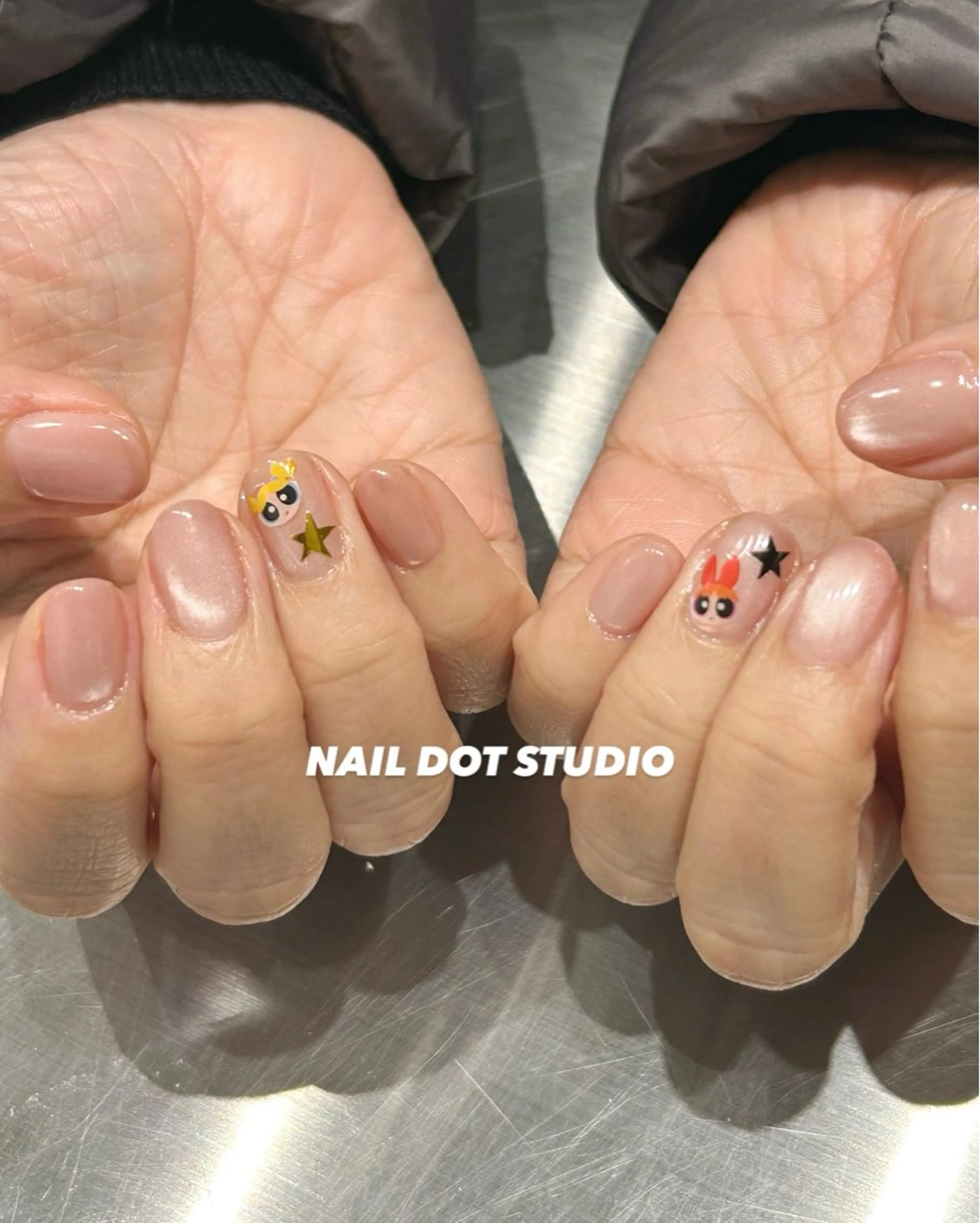ネイル ハンドネイル NAILDOTSTU DIO SEINAのネイルデザイン