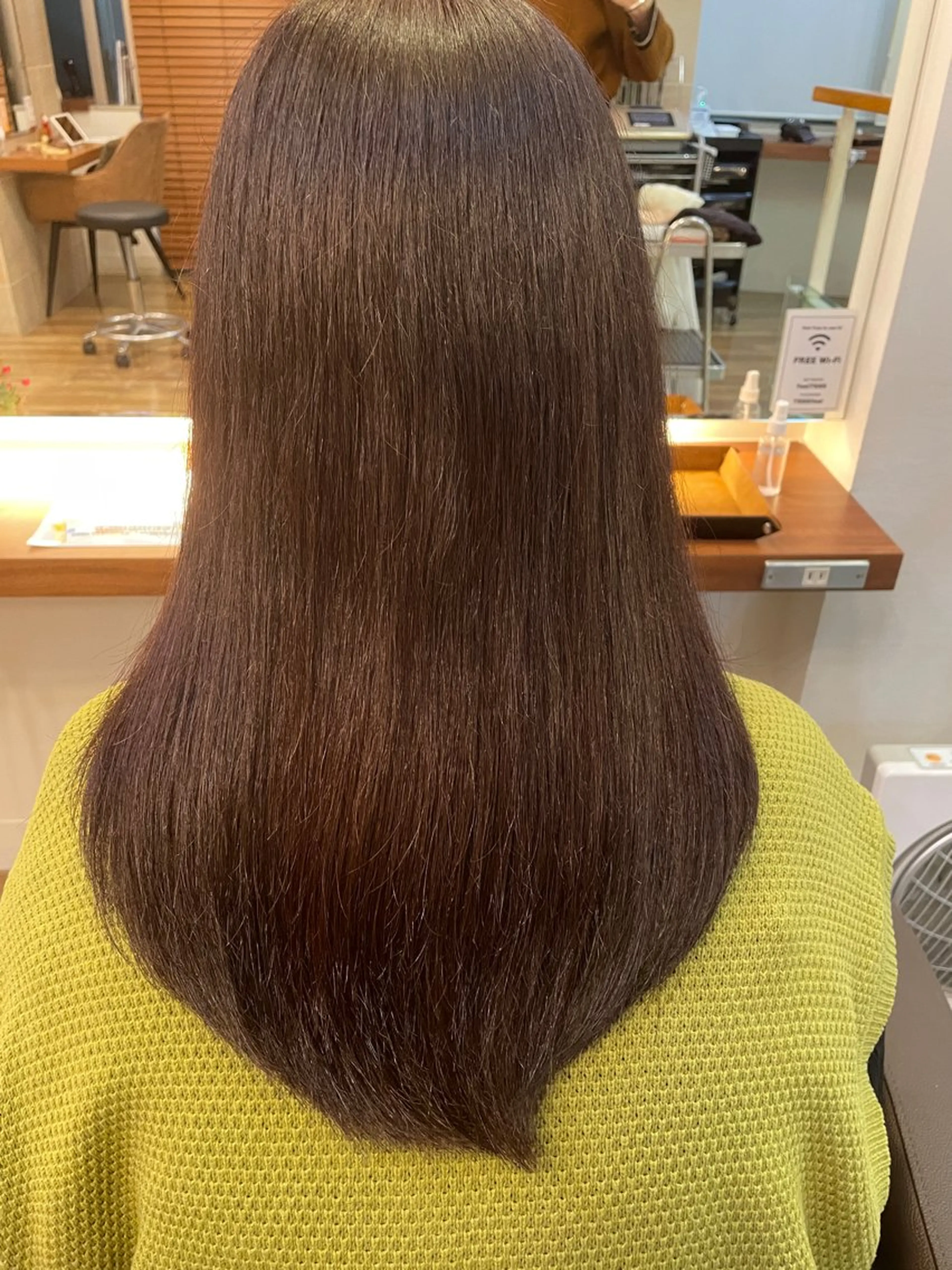 ロング カラー HONOKA 縮毛矯正/艶カラーのヘアスタイル