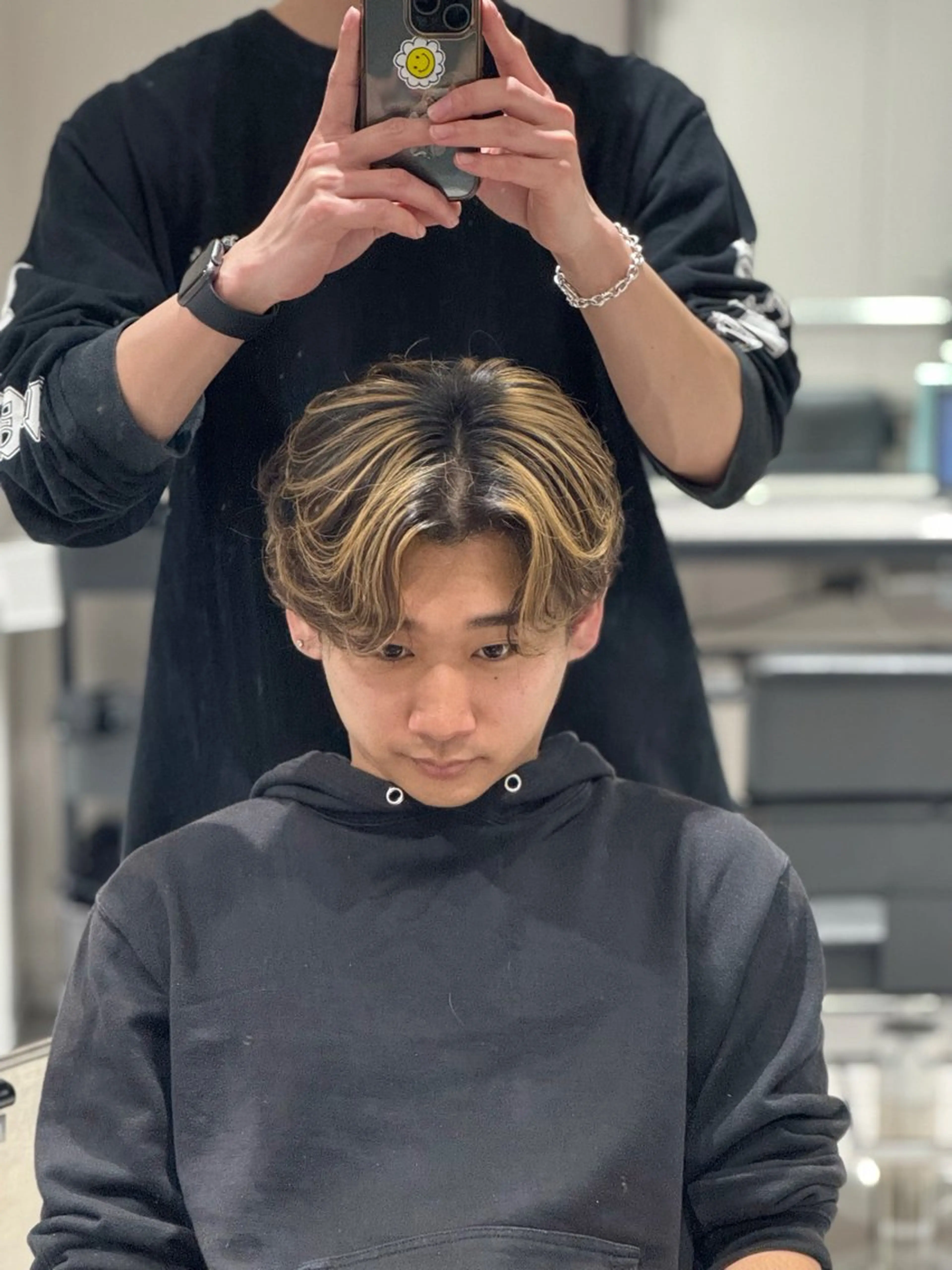 メンズ センターパート 曲がる縮毛/カルマパ ーマ/池袋/横村大全のヘアスタイル