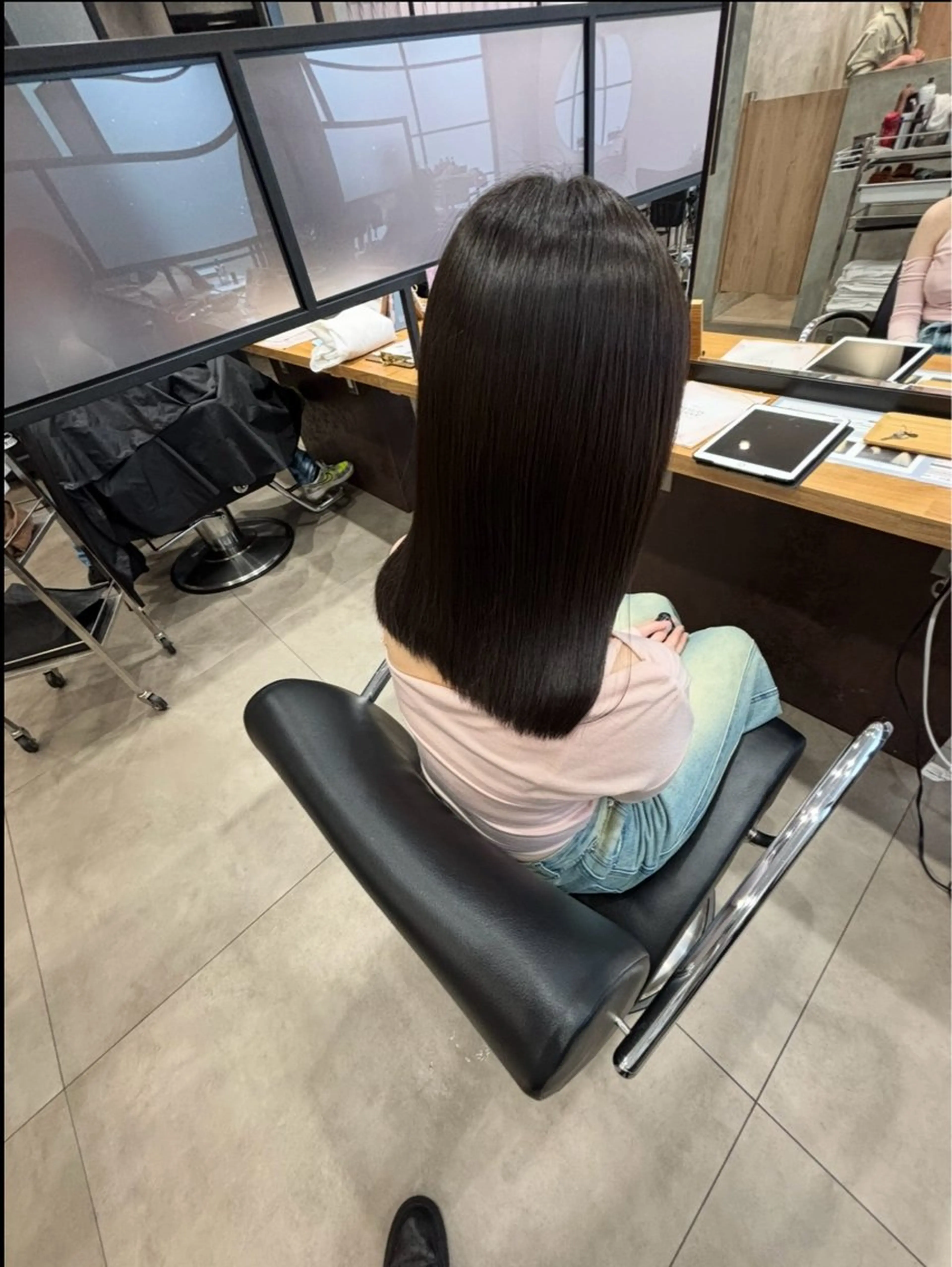 ミディアム カット 縮毛矯正 馬場 一輝のヘアスタイル