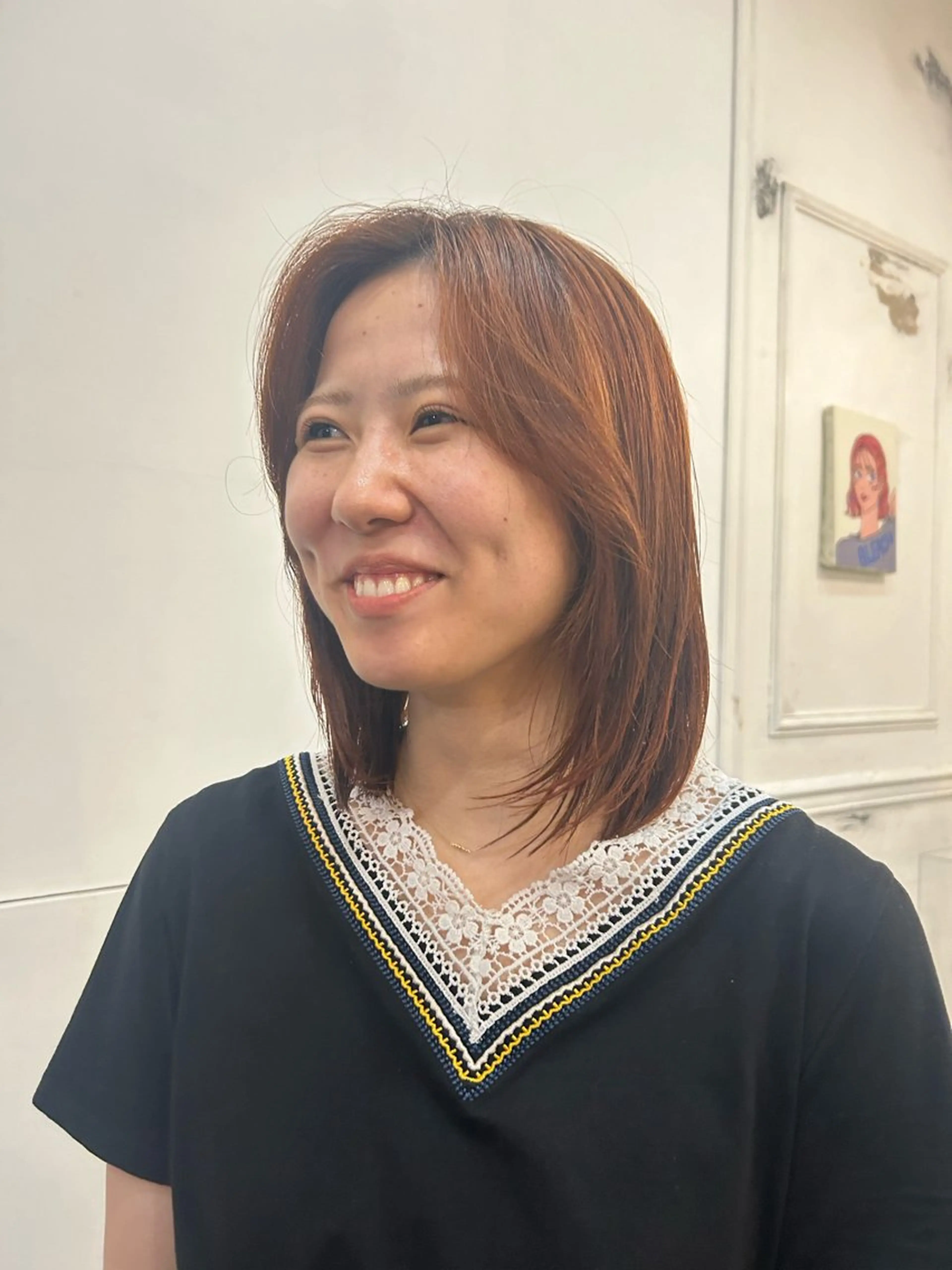 ミディアム カラー COMEG HEAD 上乃裏所属・宮前 芽衣のヘアスタイル