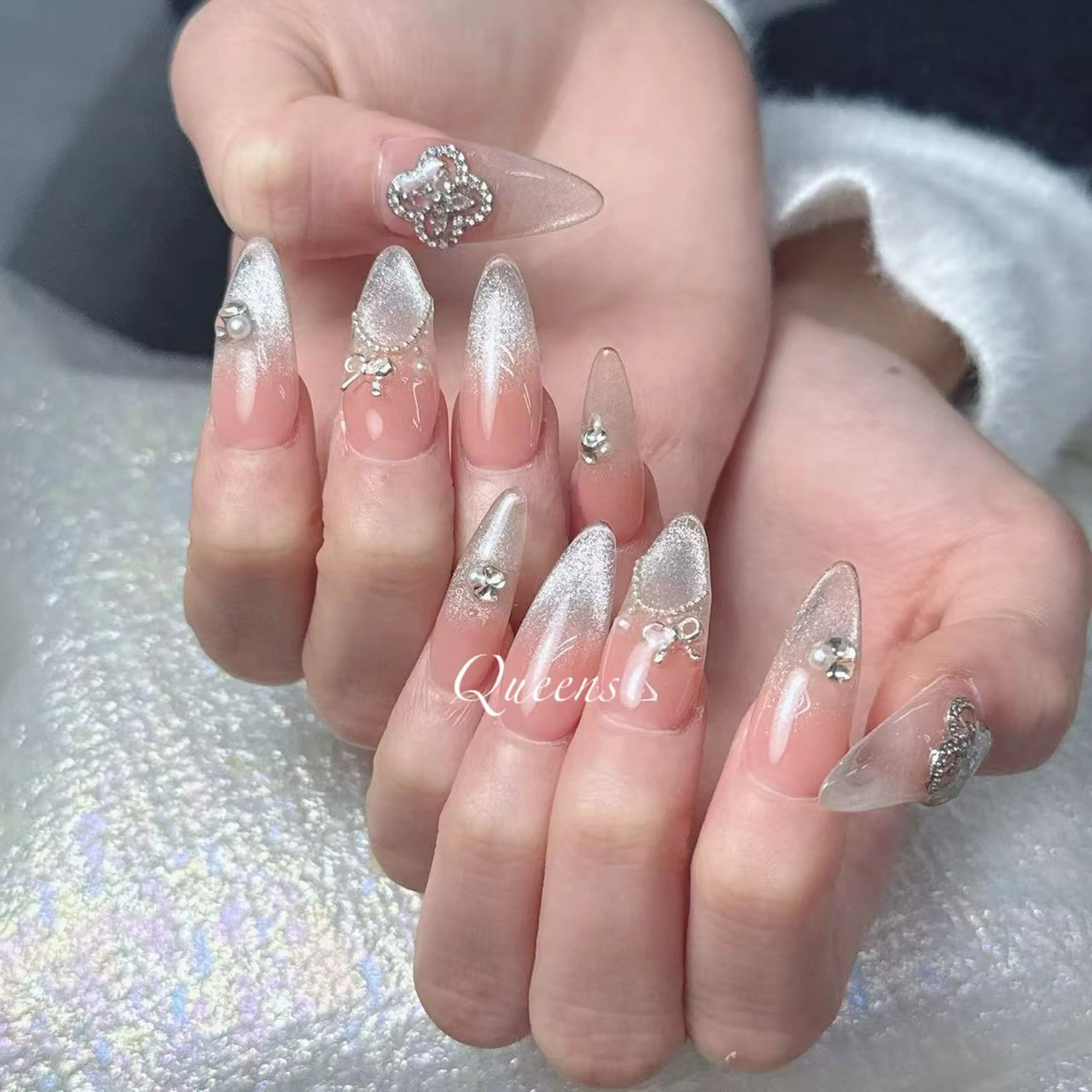 ネイル ハンドネイル Queens マオのネイルデザイン