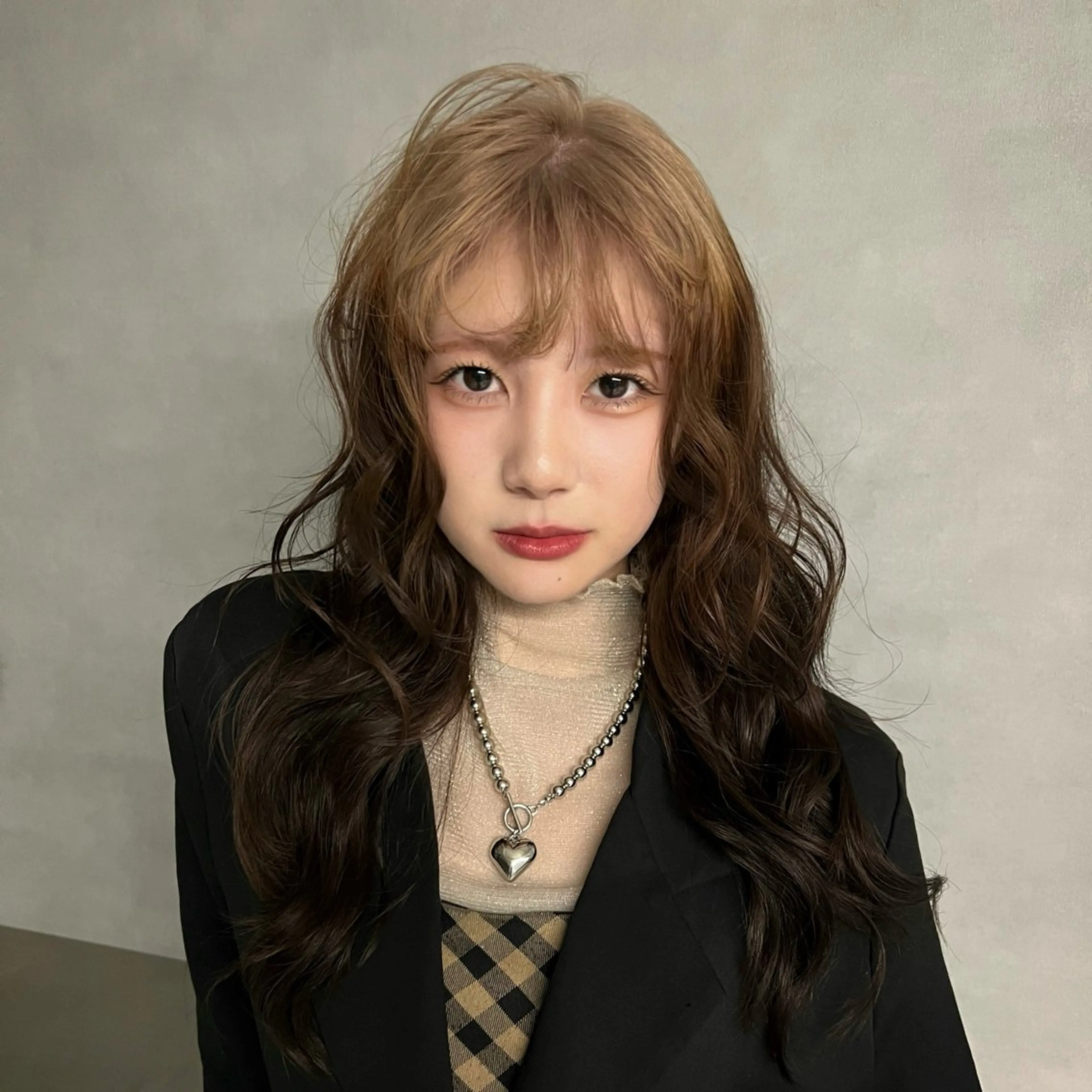 ロング ハイトーンカラー/ 梅田/Aikaのヘアスタイル