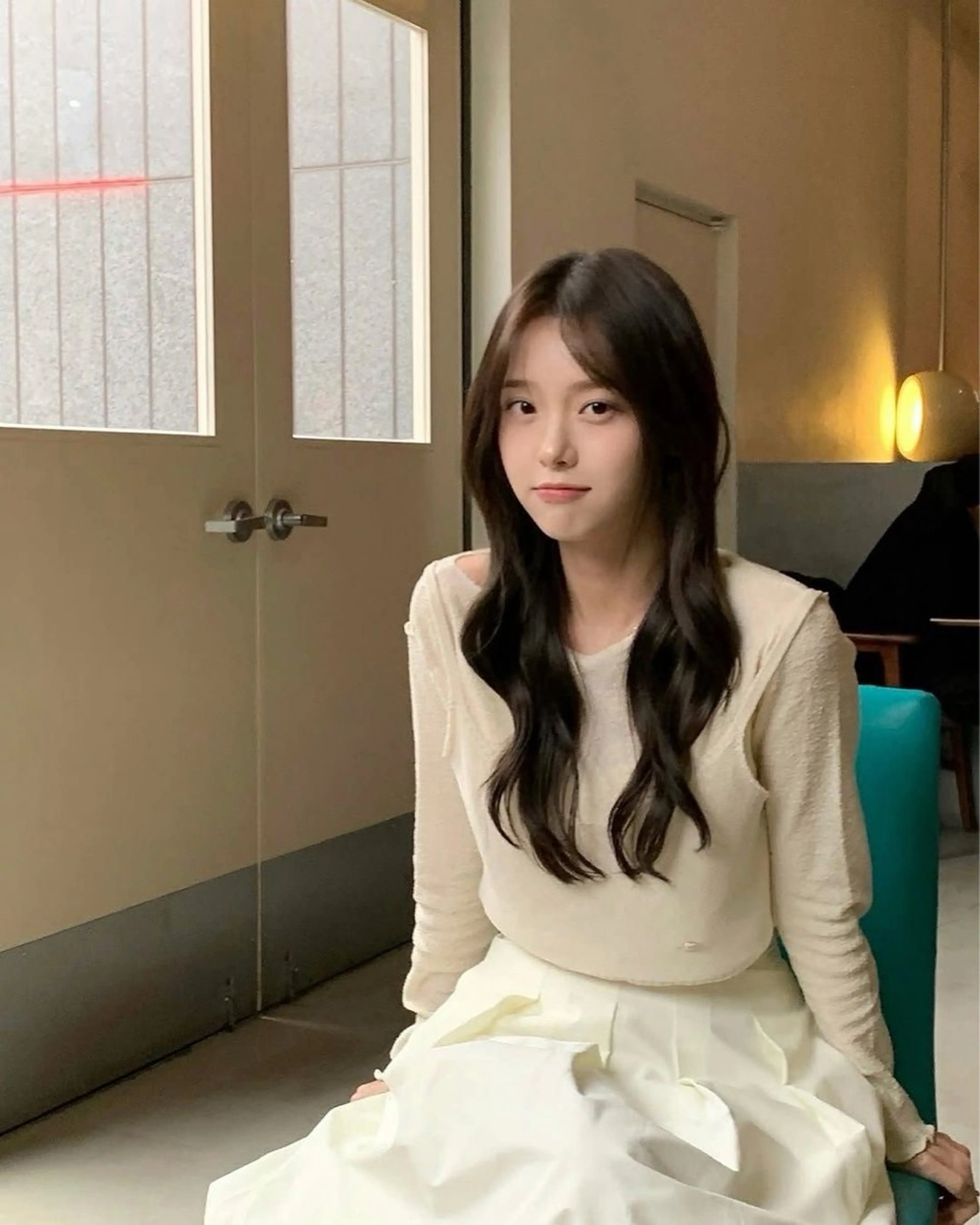 ロング カラー カット ヘアカラー トリートメント 莉乃/縮毛矯正/髪質 改善/艶カラーのヘアスタイル