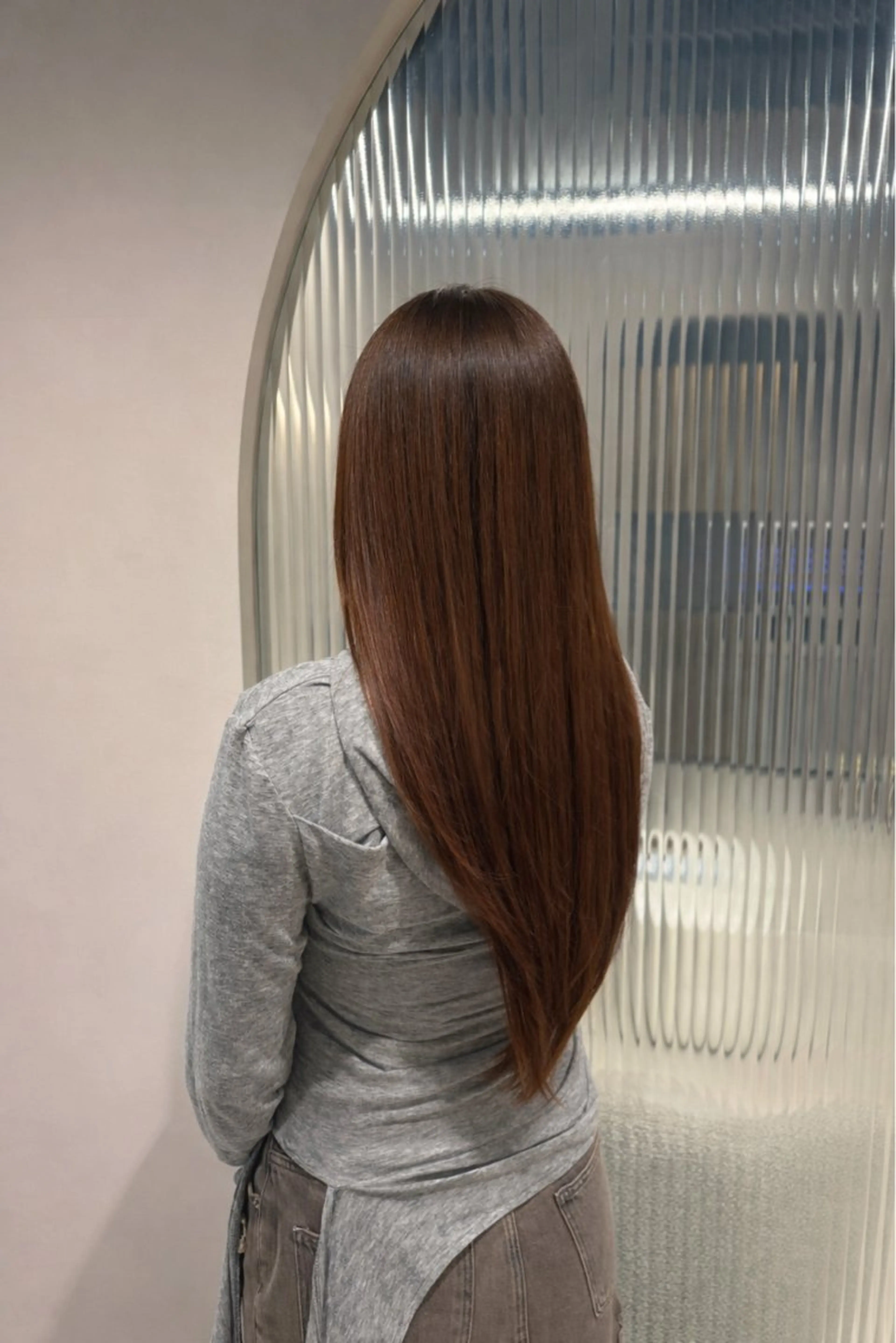 ロング カラー ブラウンカラー チェスナットブラウン Kyoka emoriのヘアスタイル