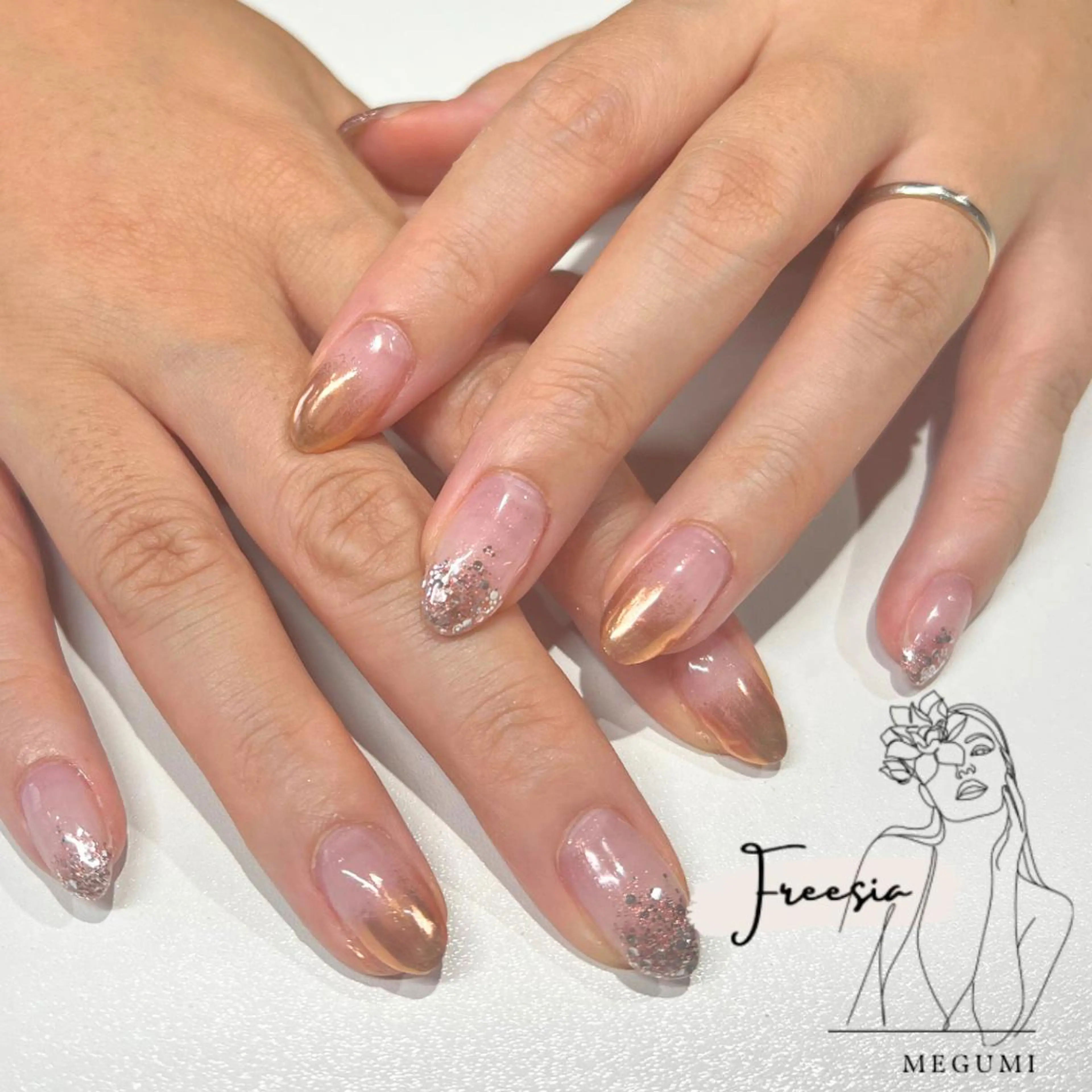 ネイル グラデーション ハンドネイル 当日予約も歓迎⭕️ Megumiのネイルデザイン