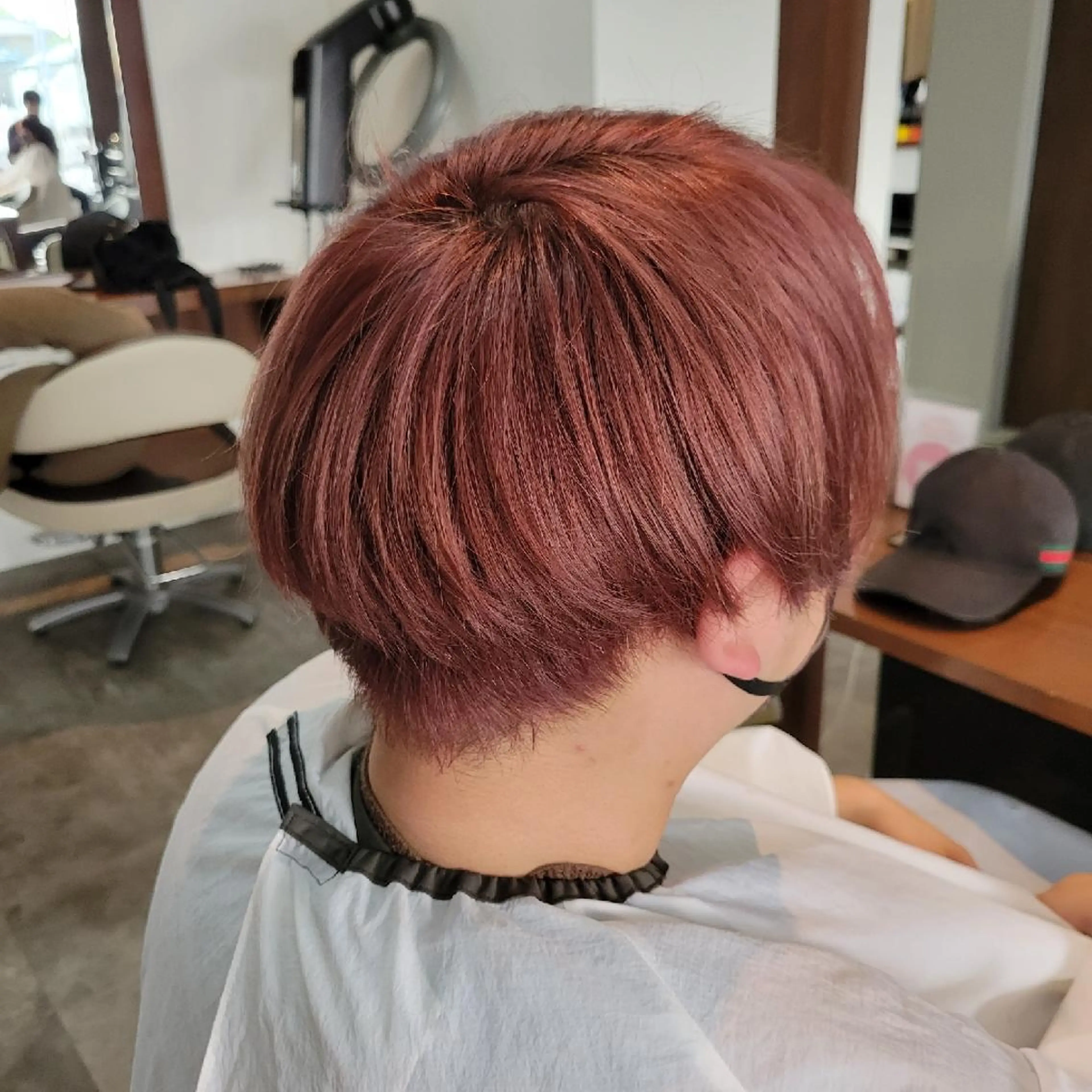 ショート カラー 森井 侑紀のヘアスタイル