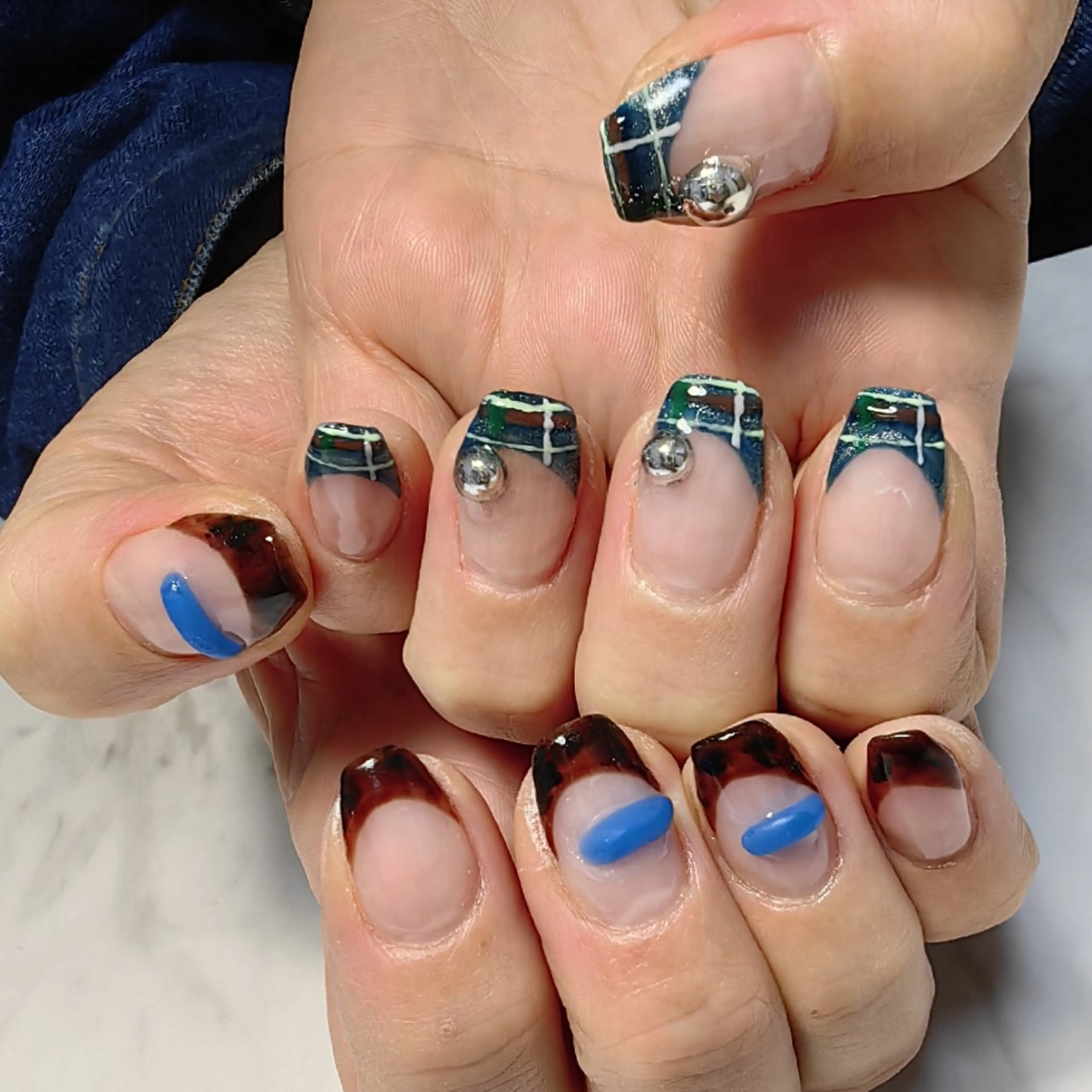 ネイル 持ち込み ハンドネイル reve あやののネイルデザイン