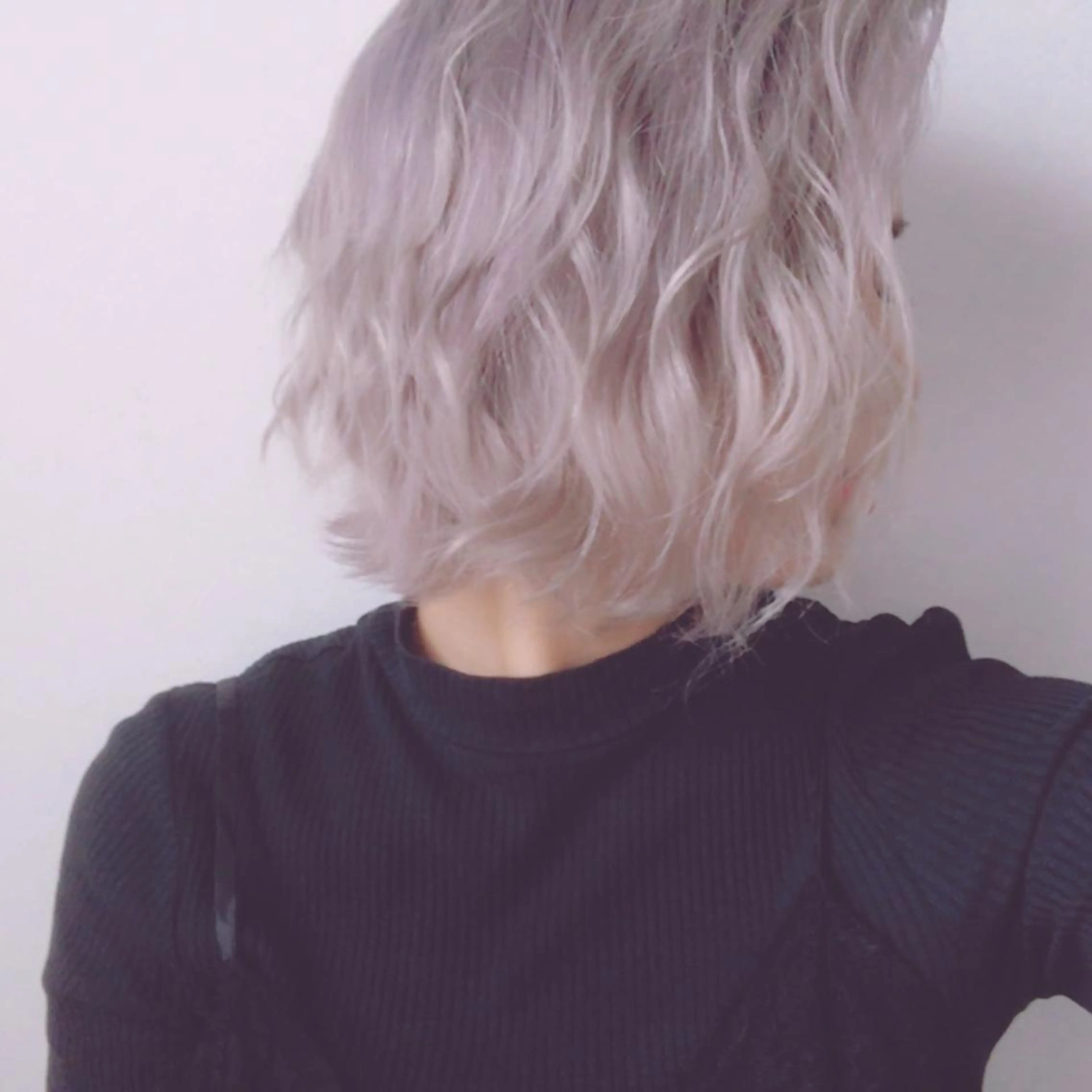 ショート カラー アッシュ AMI ウルフパーマ/メンズのヘアスタイル