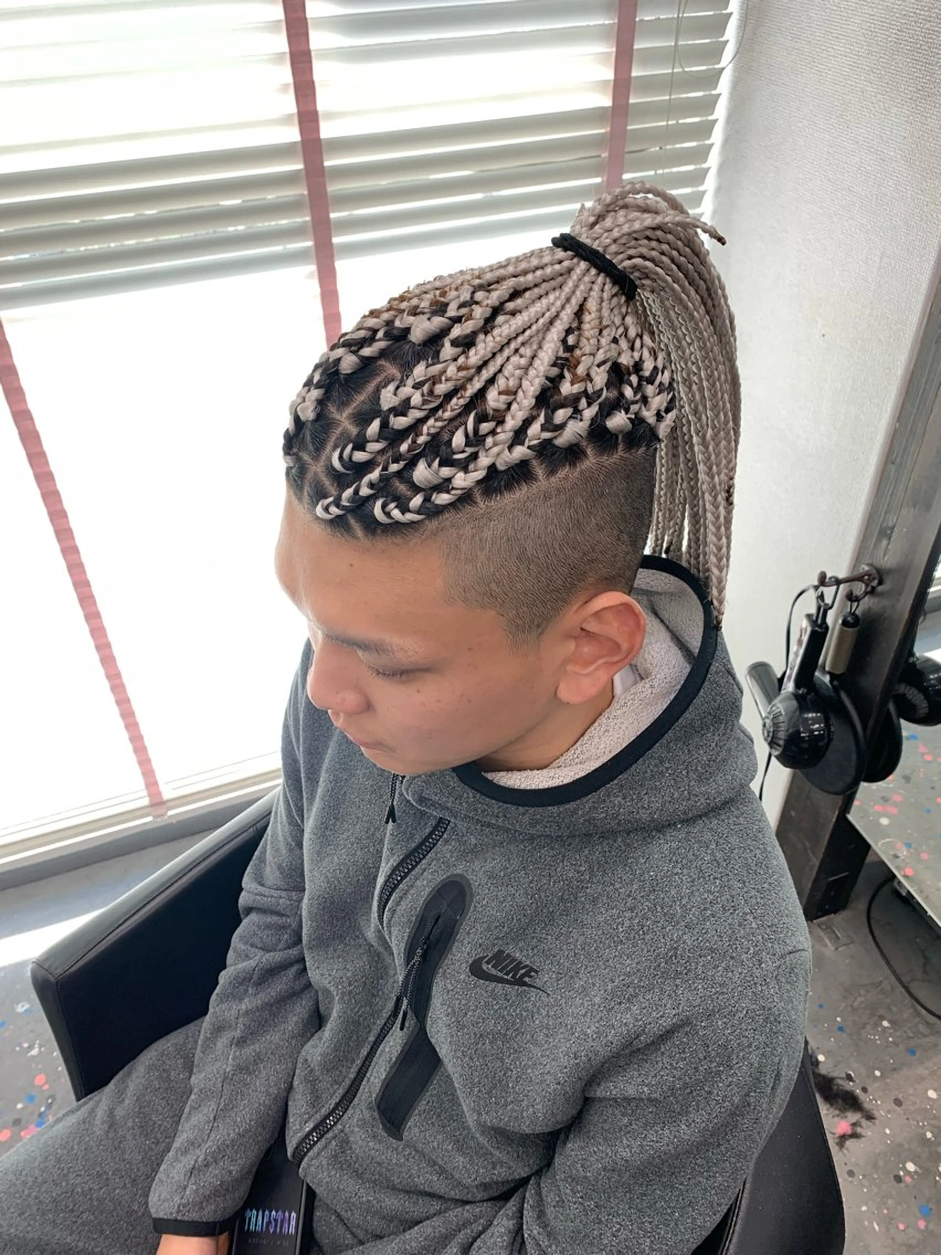 ミディアム ヘアアレンジ メンズ Lehua   (レフア)所属・MEI/ブレイズ/ コーンロウ/茅ヶ崎のヘアスタイル