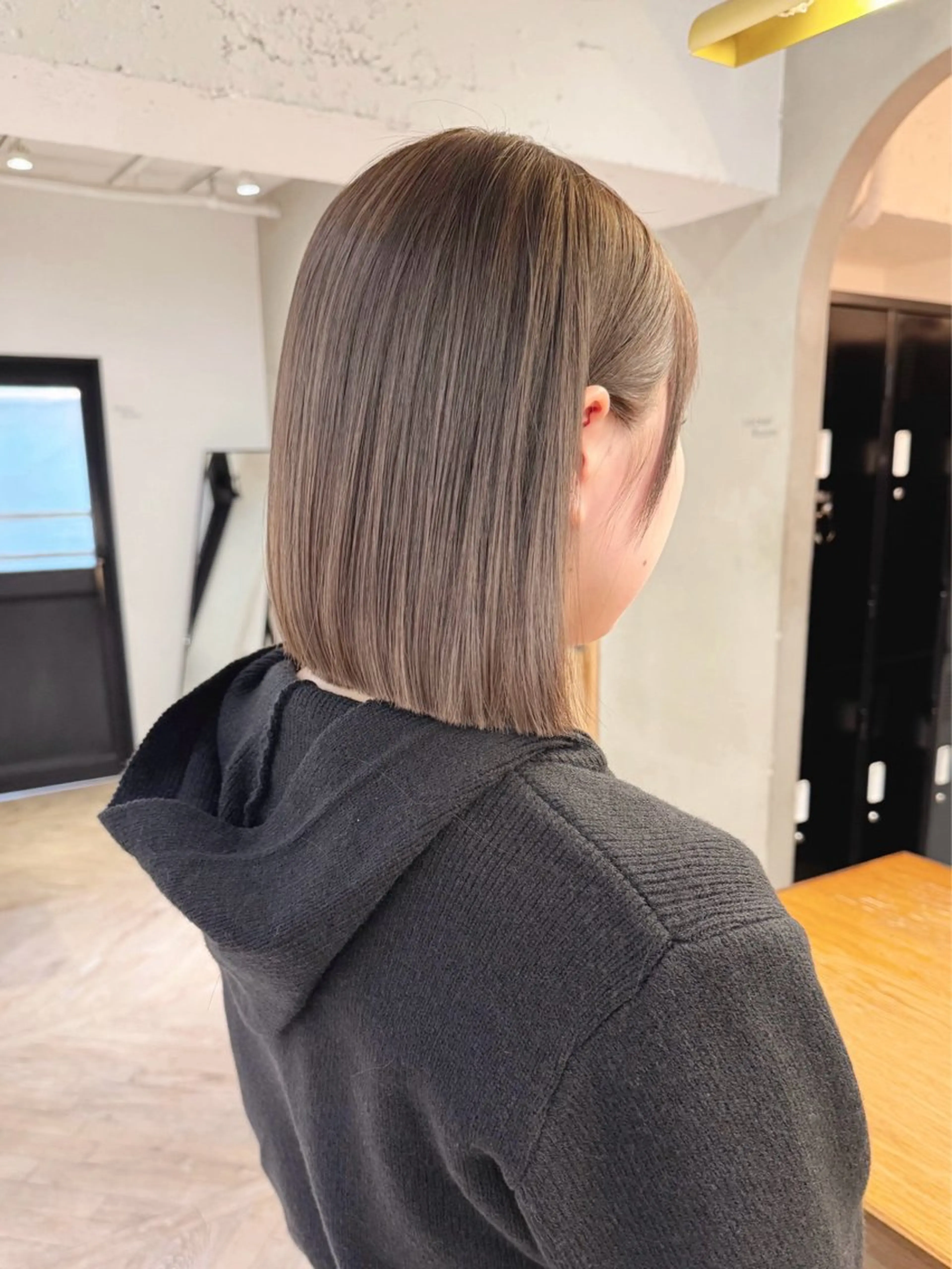 ミディアム カラー ベージュカラー ブリーチ ブラウンカラー ブラウンベージュ ケアブリーチ ヘアカラー トリートメント ボブ/レイヤー 🌟梅田盛一🌟のヘアスタイル