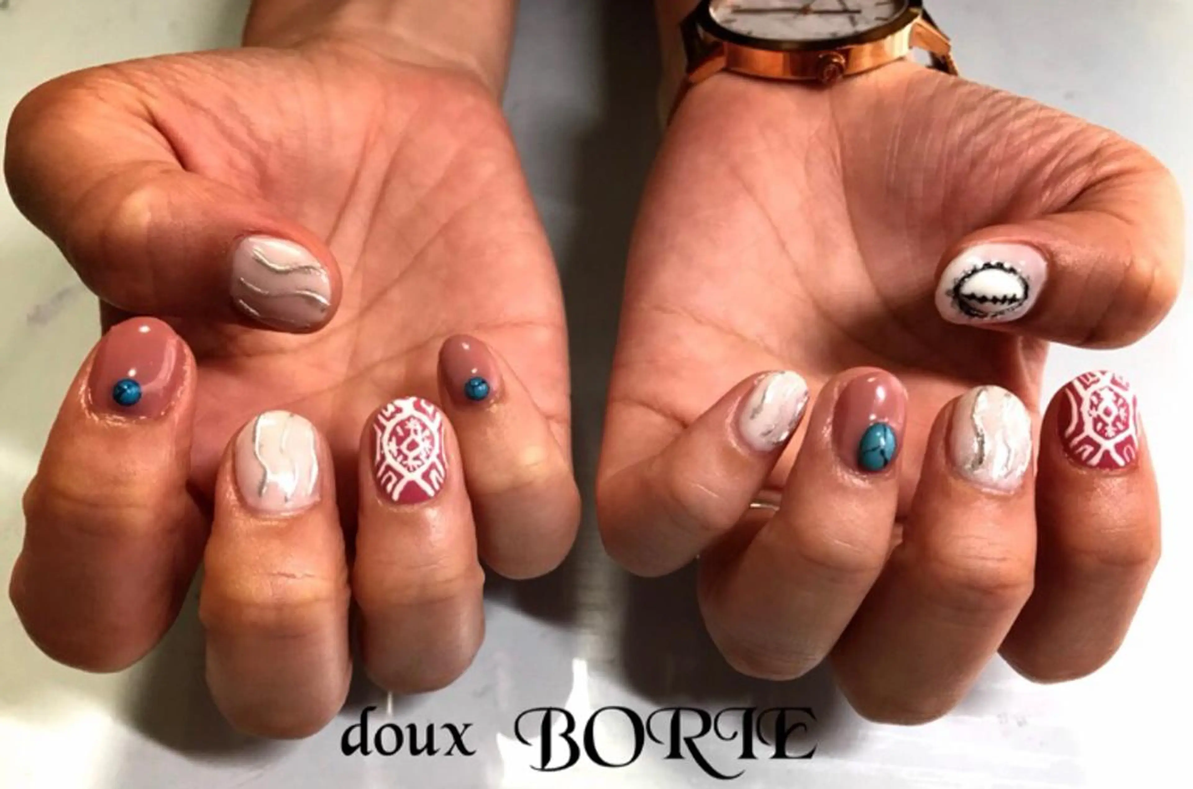 ネイル doux BORIEのネイルデザイン