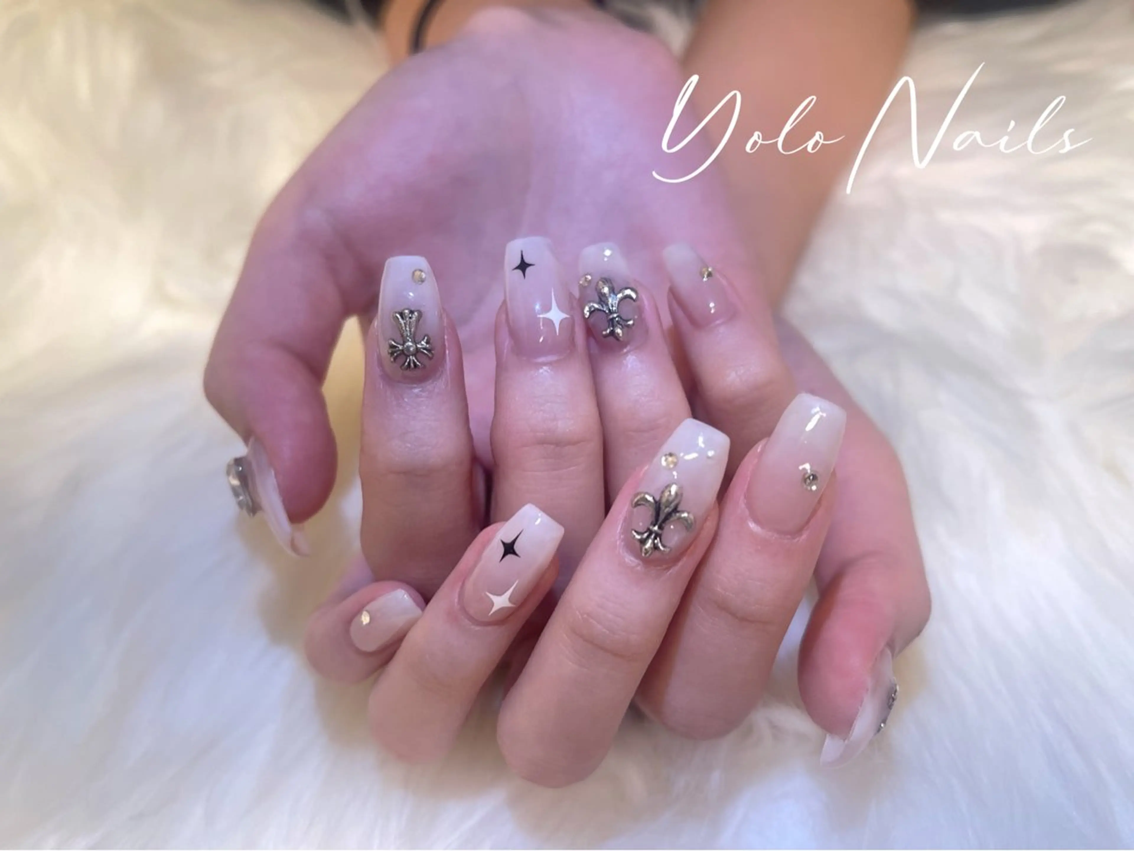 ネイル Yolo Nails💎のネイルデザイン
