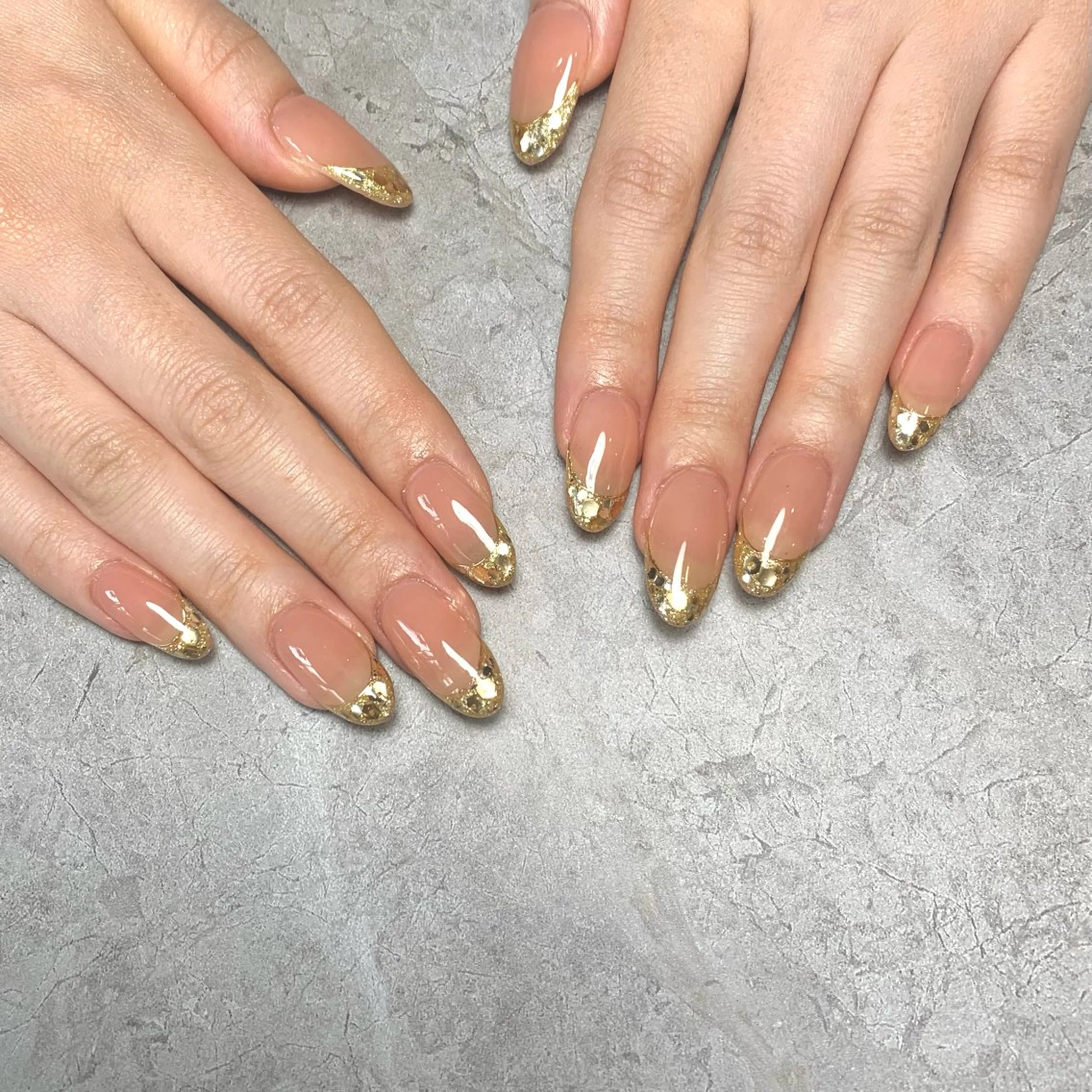 ネイル フレンチネイル ガラスフレンチ キラキラネイル ハンドネイル Nail Salon Lillion【リリオン】所属・lillion karenのネイルデザイン