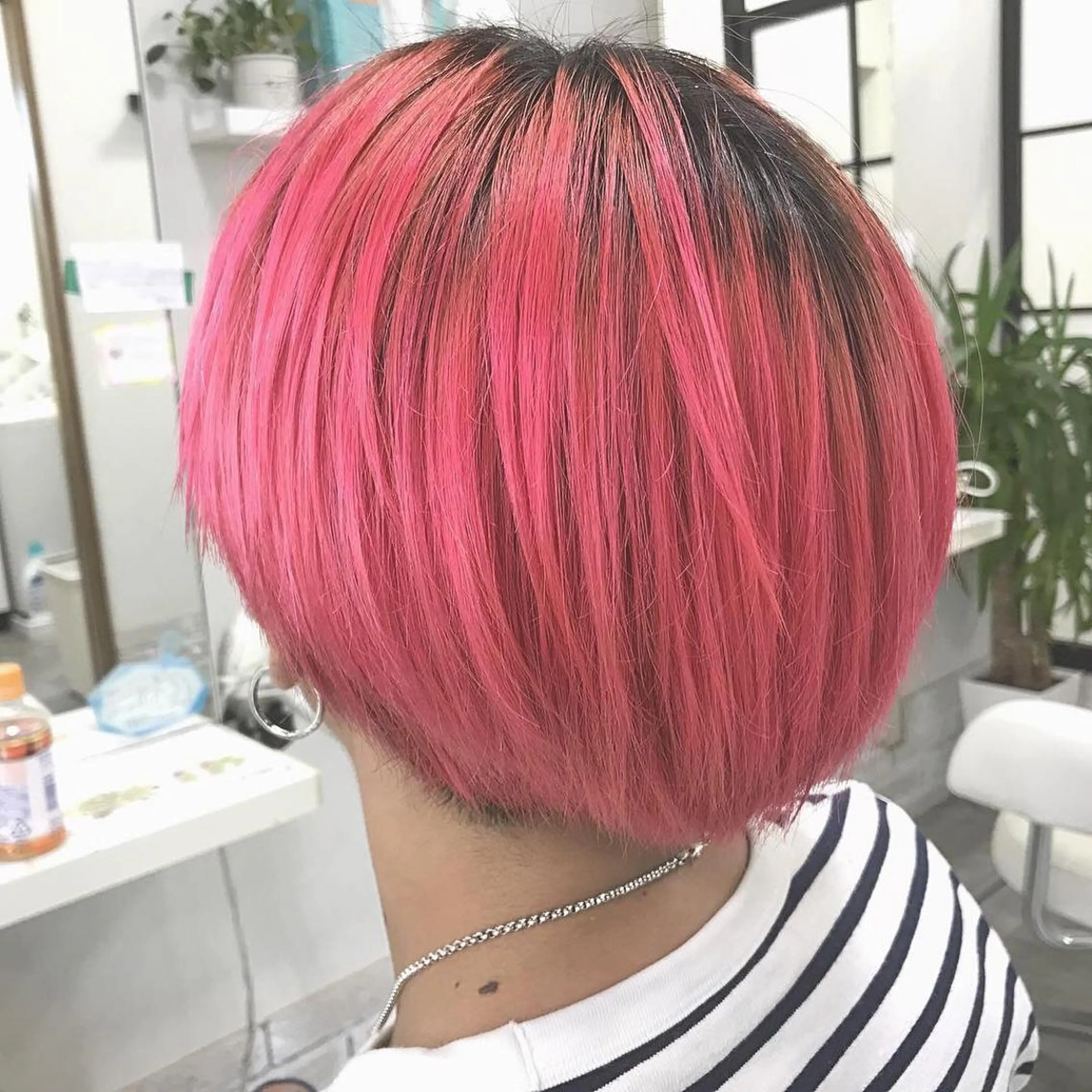 ショート ヘアカラー 八谷 将平のヘアスタイル