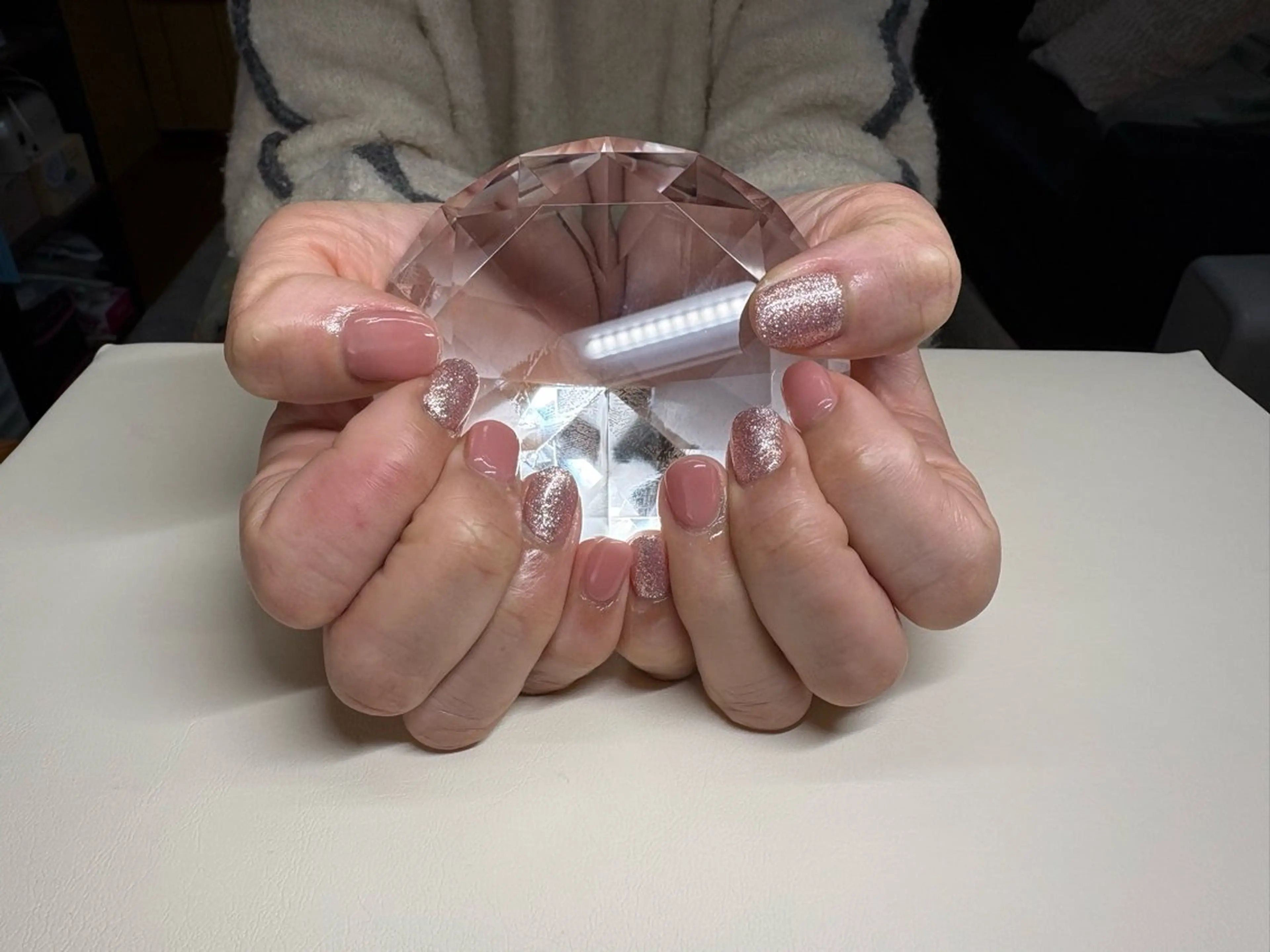 ネイル フラッシュネイル ピンク Rainbow Moonのネイルデザイン