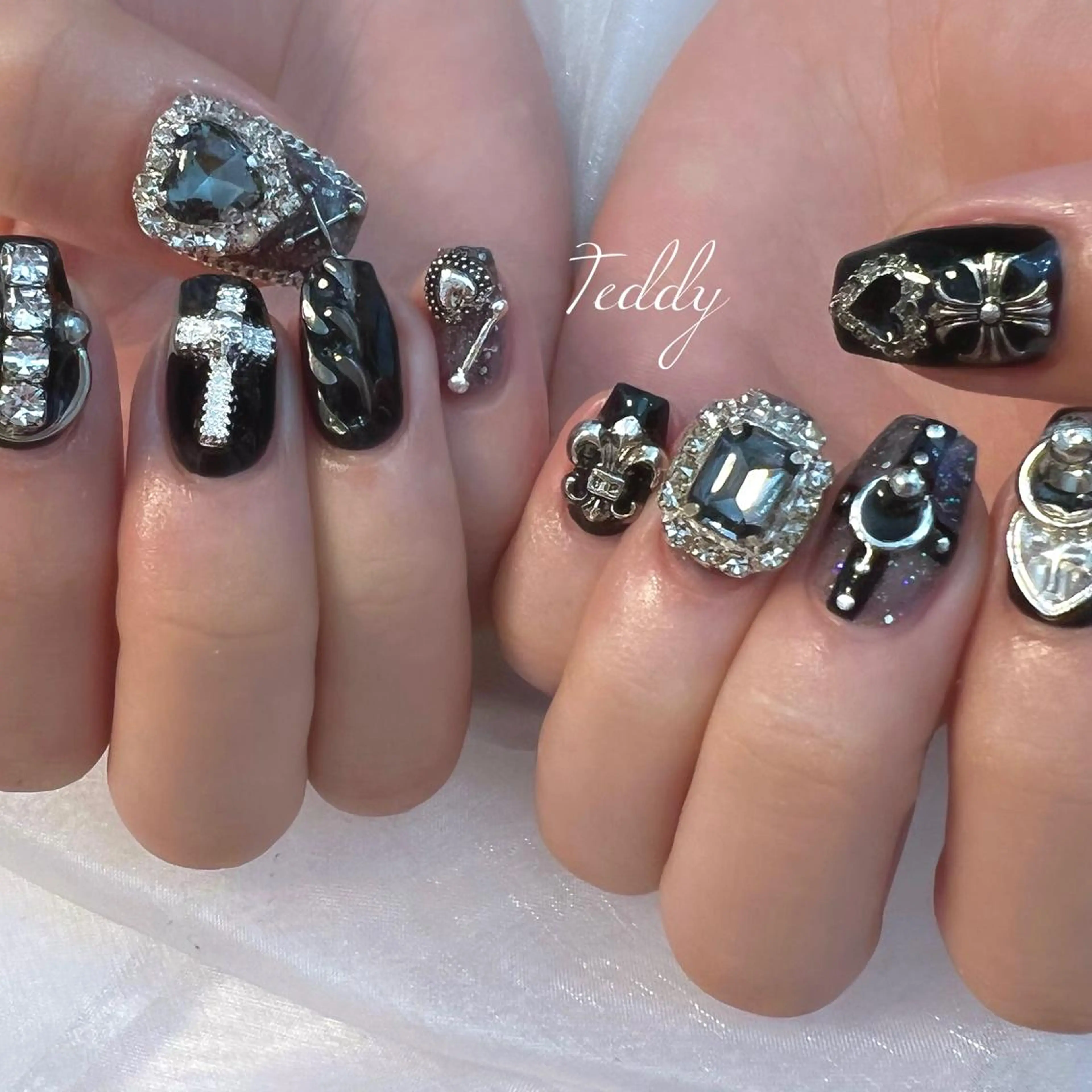 ネイル ハンドネイル ERINA ♥のネイルデザイン