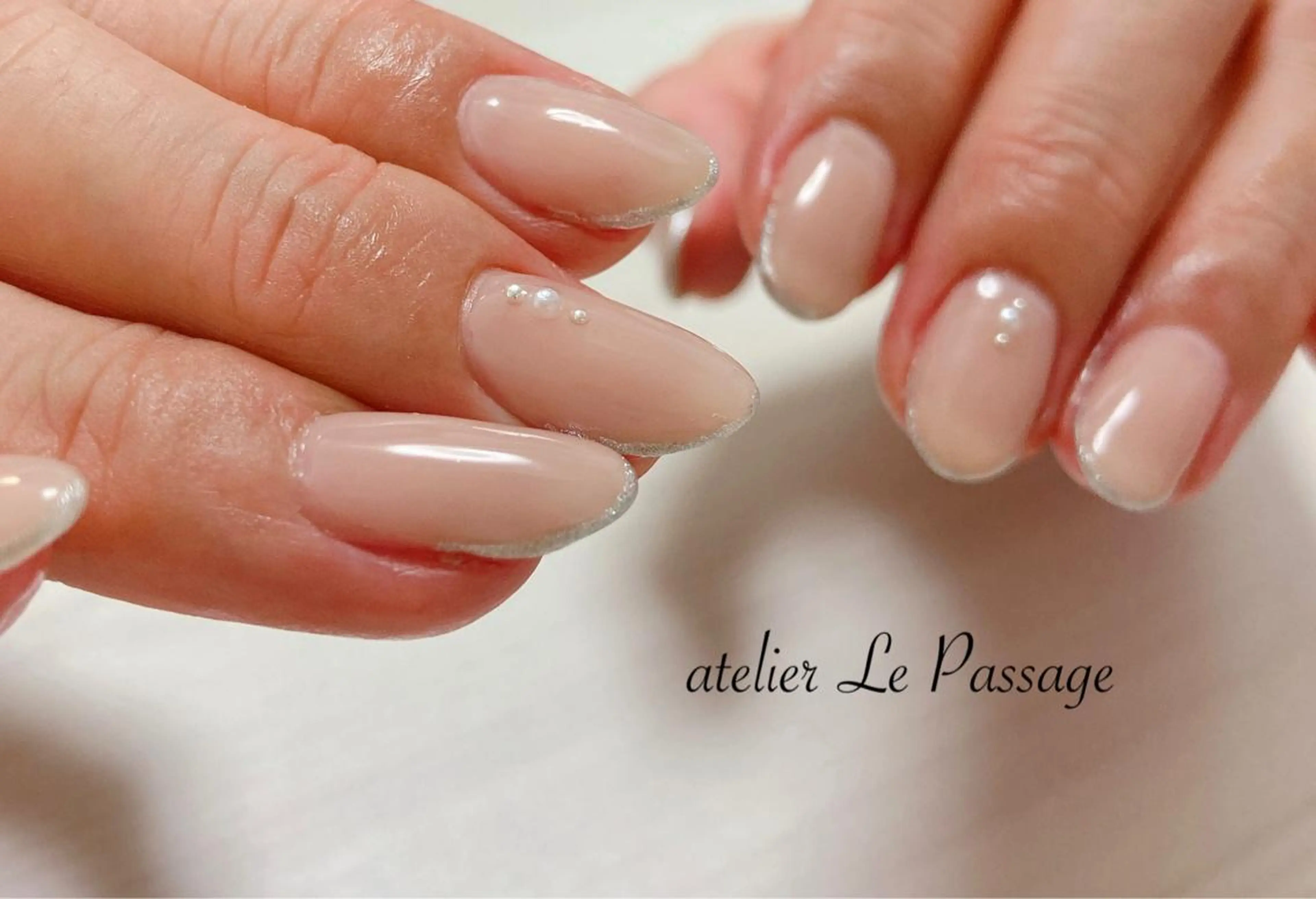 ネイル フレンチネイル ジェルネイル キラキラネイル ラメ(グリッター) ミラーネイル Atelier Le Passage所属・h nakatsukaのネイルデザイン