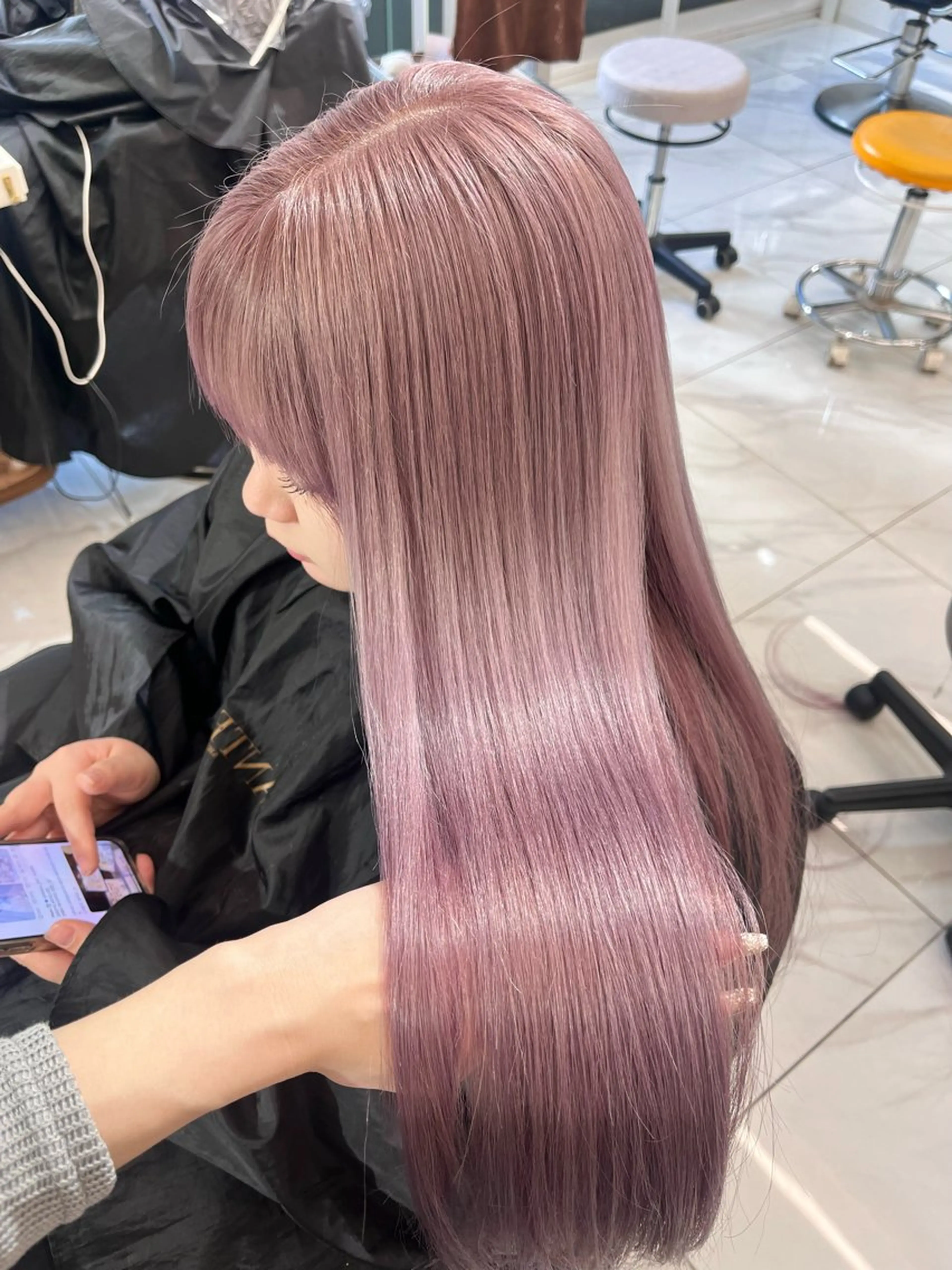 【おすすめmenu🤍】カット＋艶カラー＋システムトリートメント🎀超音波アイロン付き🤍ロング料金なし🎀の写真