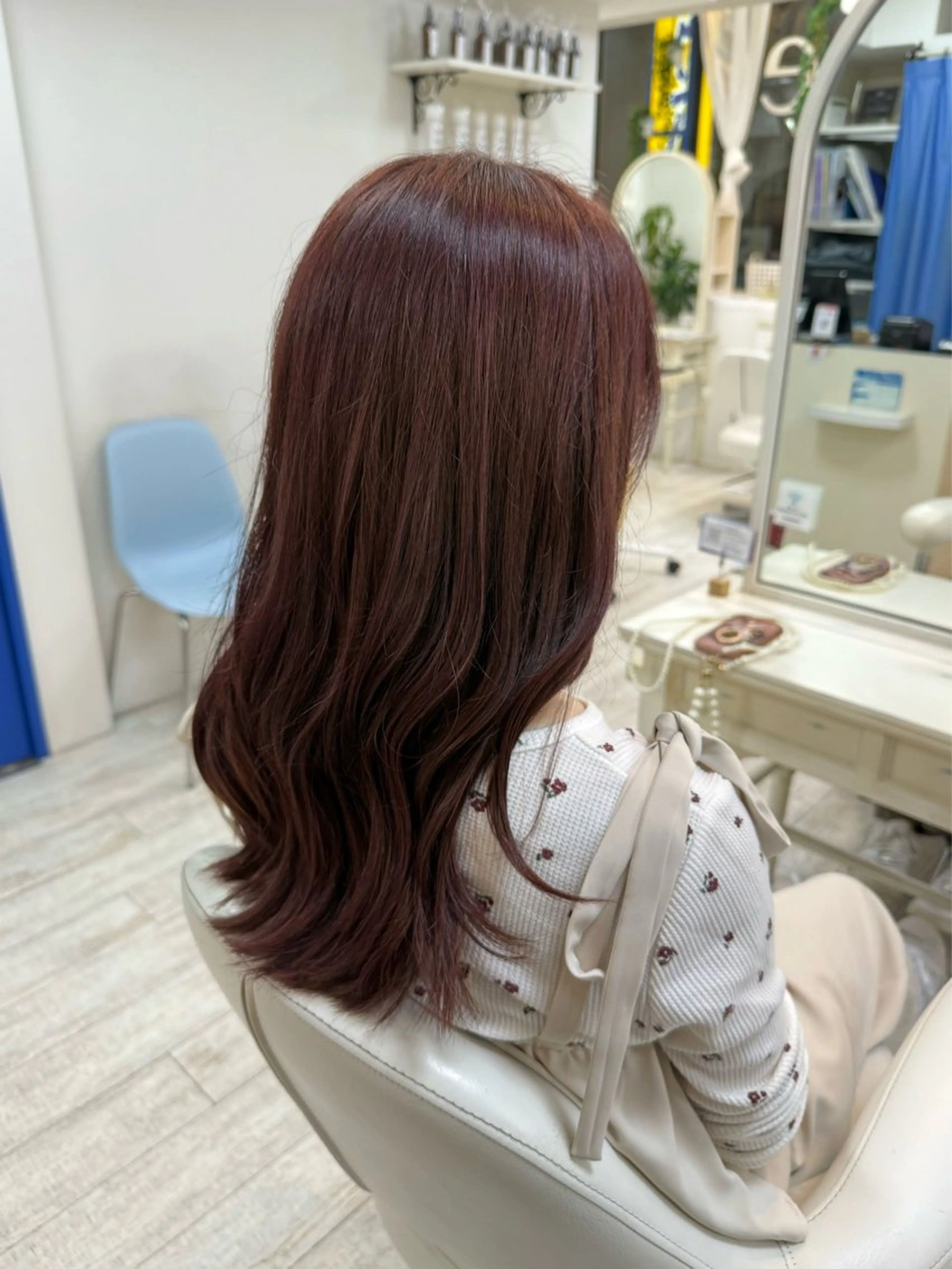 ロング ヘアカラー 新籾 尚哉のヘアスタイル