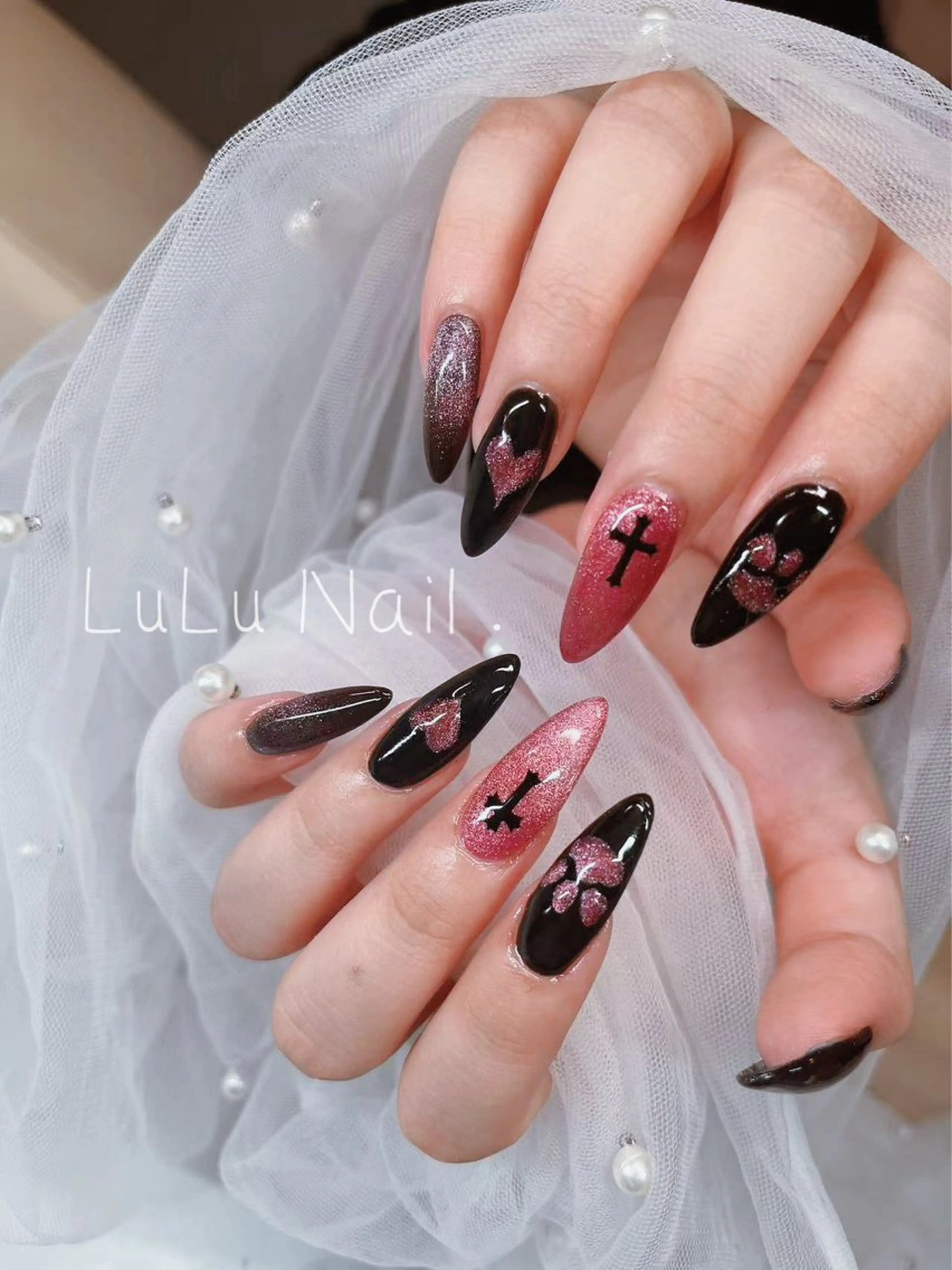 ネイル ハンドネイル LULU Nail  Salon 新宿所属・LU LU NailSalonのネイルデザイン