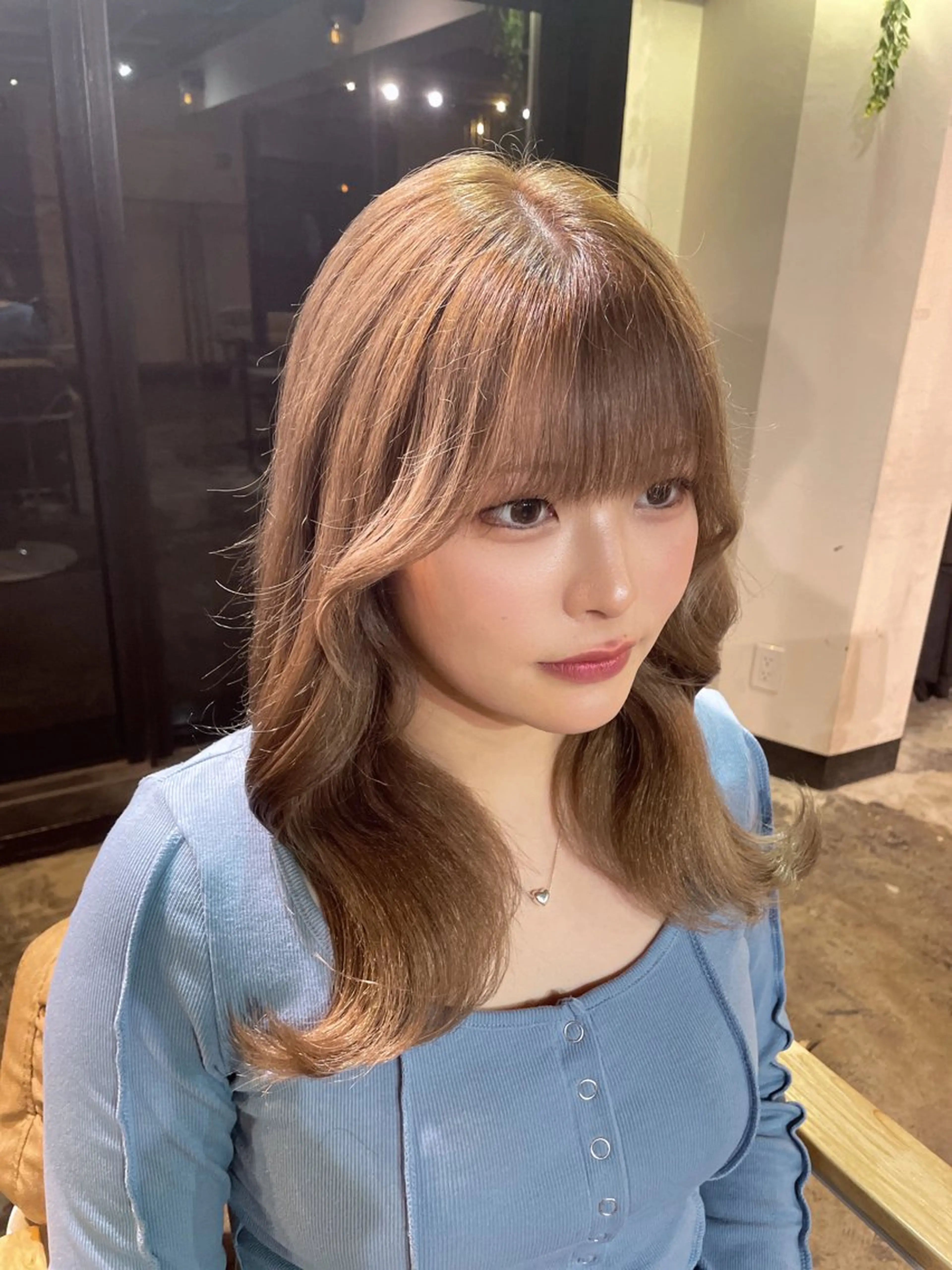 セミロング カラー La fith hair ray 札幌店所属・顔まわり/W カラー/リョウのヘアスタイル