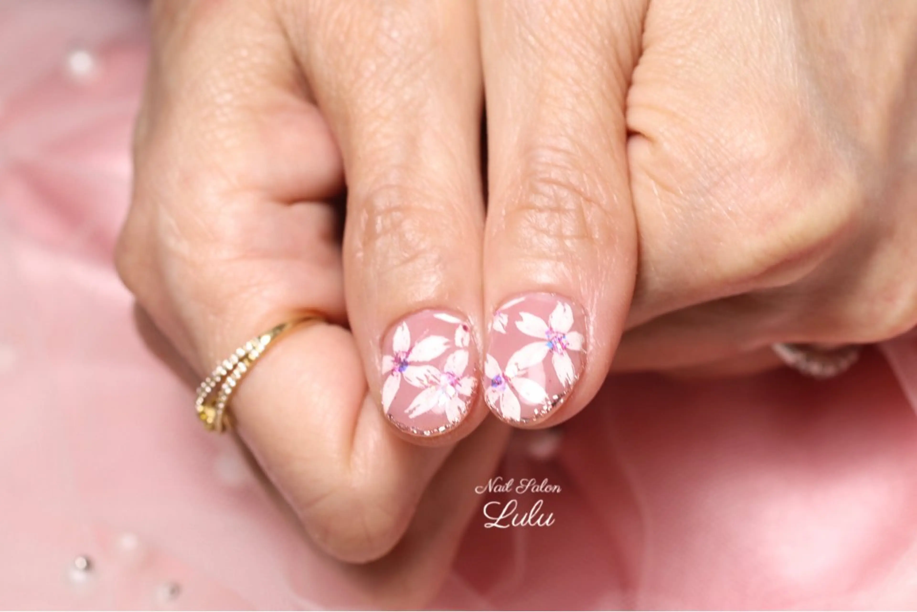 ネイル ハンドネイル Lulu nail salon 南堀江店所属・西村 あやかのネイルデザイン