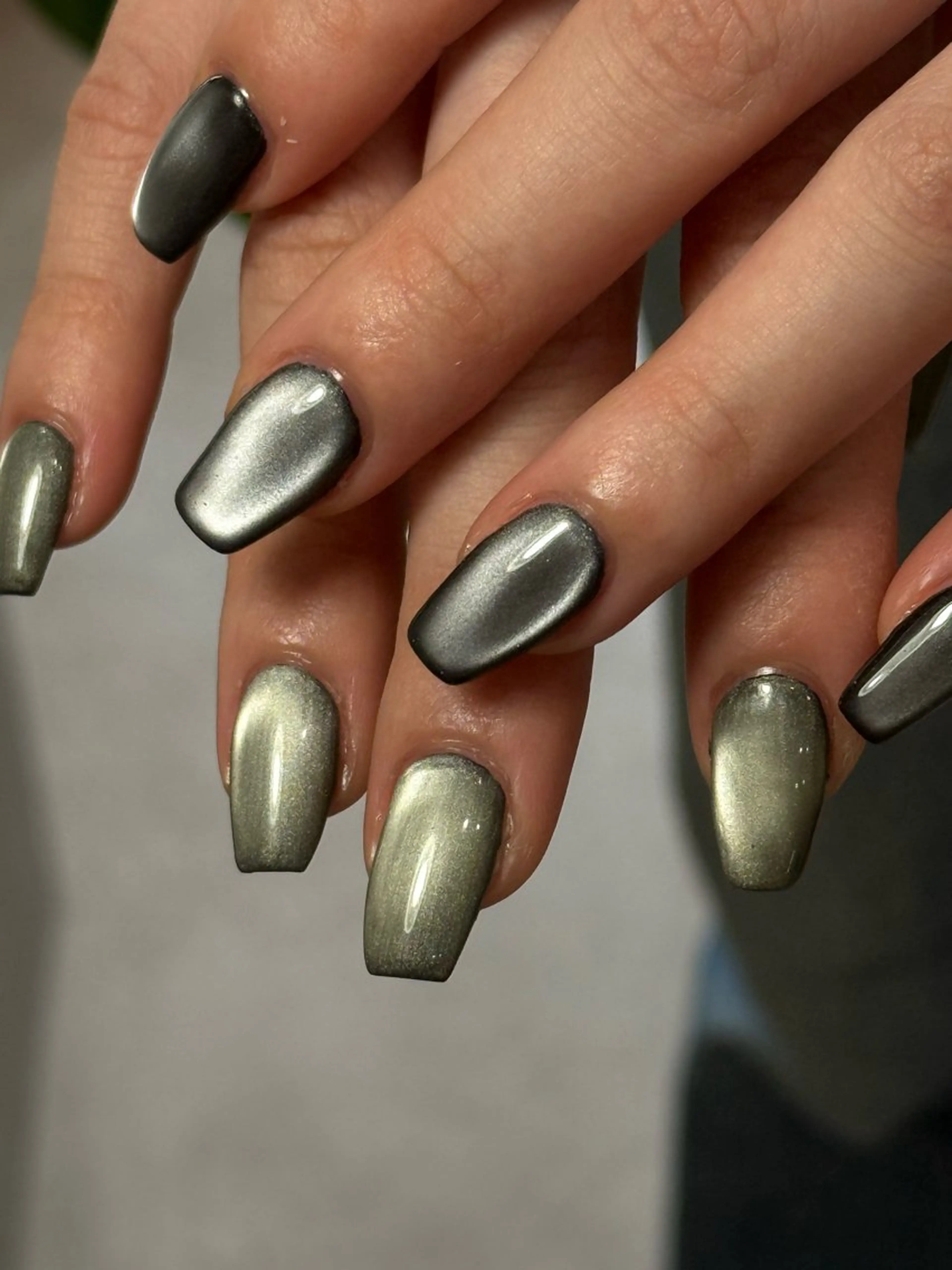 ネイル neouv所属・NEOUV_ mikuのネイルデザイン