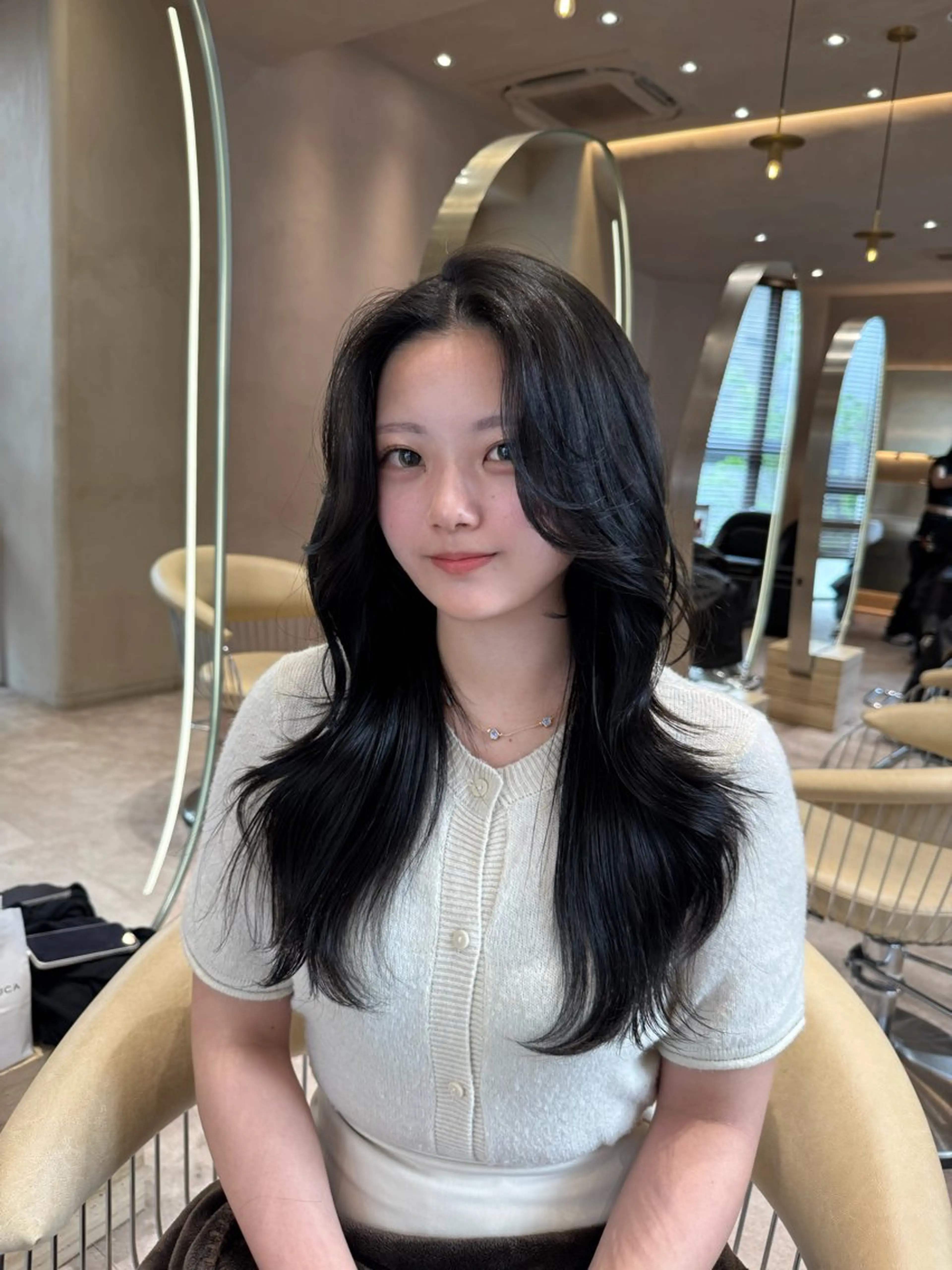 セミロング カット ヘアカラー トリートメント 韓国ヘア/ベージュ カラー/髪質改善/涼のヘアスタイル