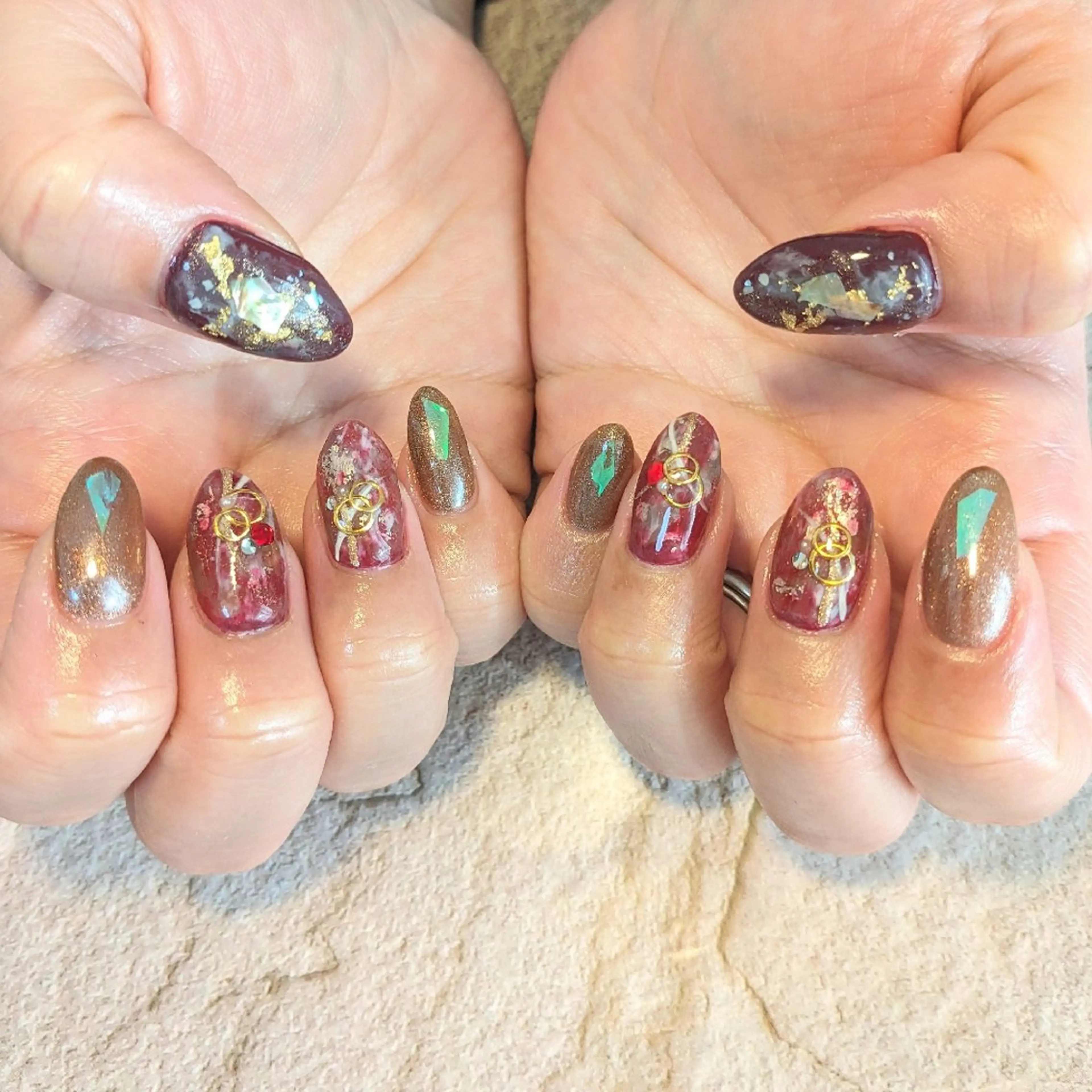 ネイル ｱｲﾗｯｼｭ ﾈｲﾙ ｻﾛﾝ つけるのマツエク・マツパデザイン