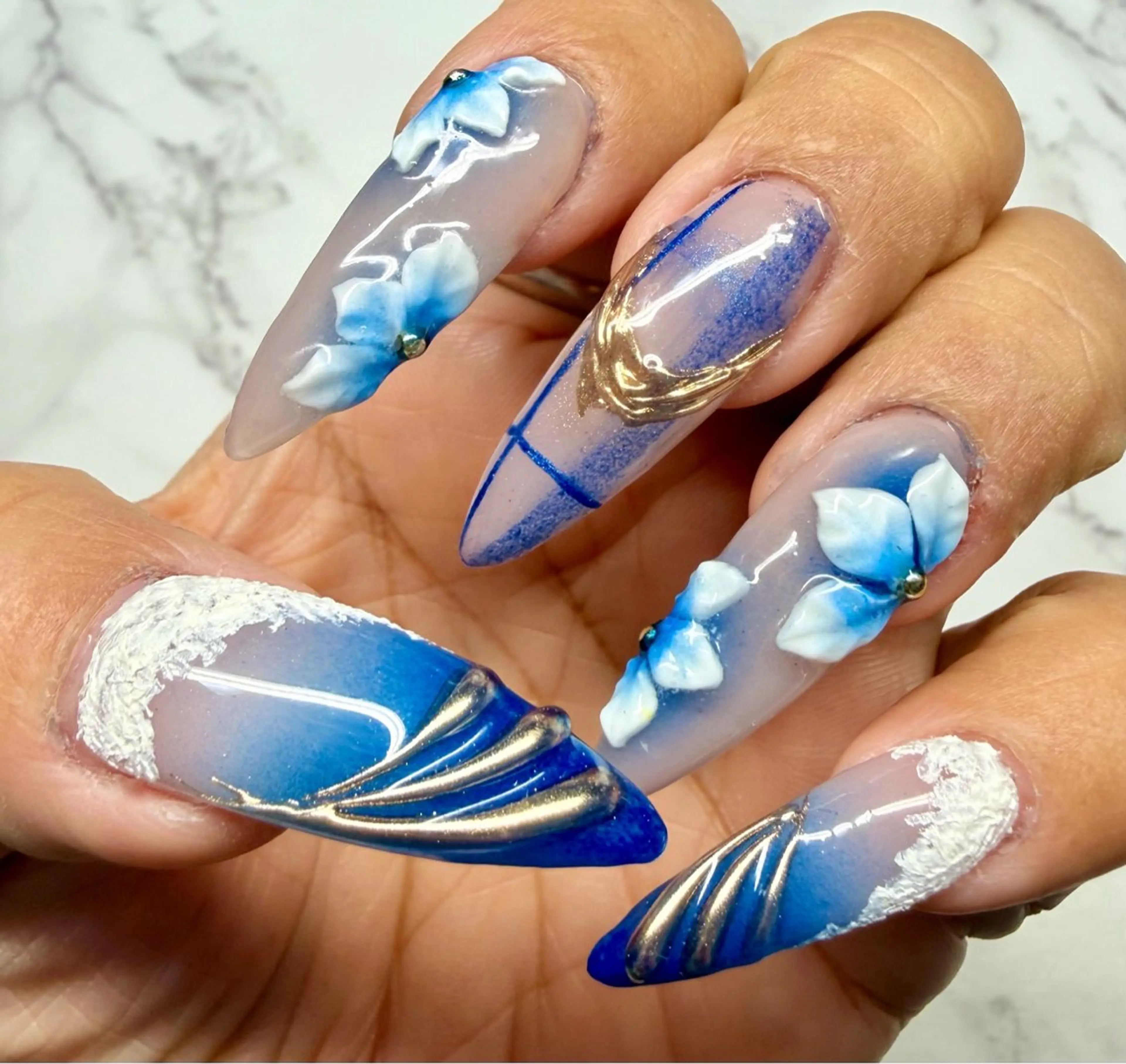 ネイル アニマル柄 アートネイル チークネイル フラッシュネイル フラッシュマグ M.N_ nailのネイルデザイン