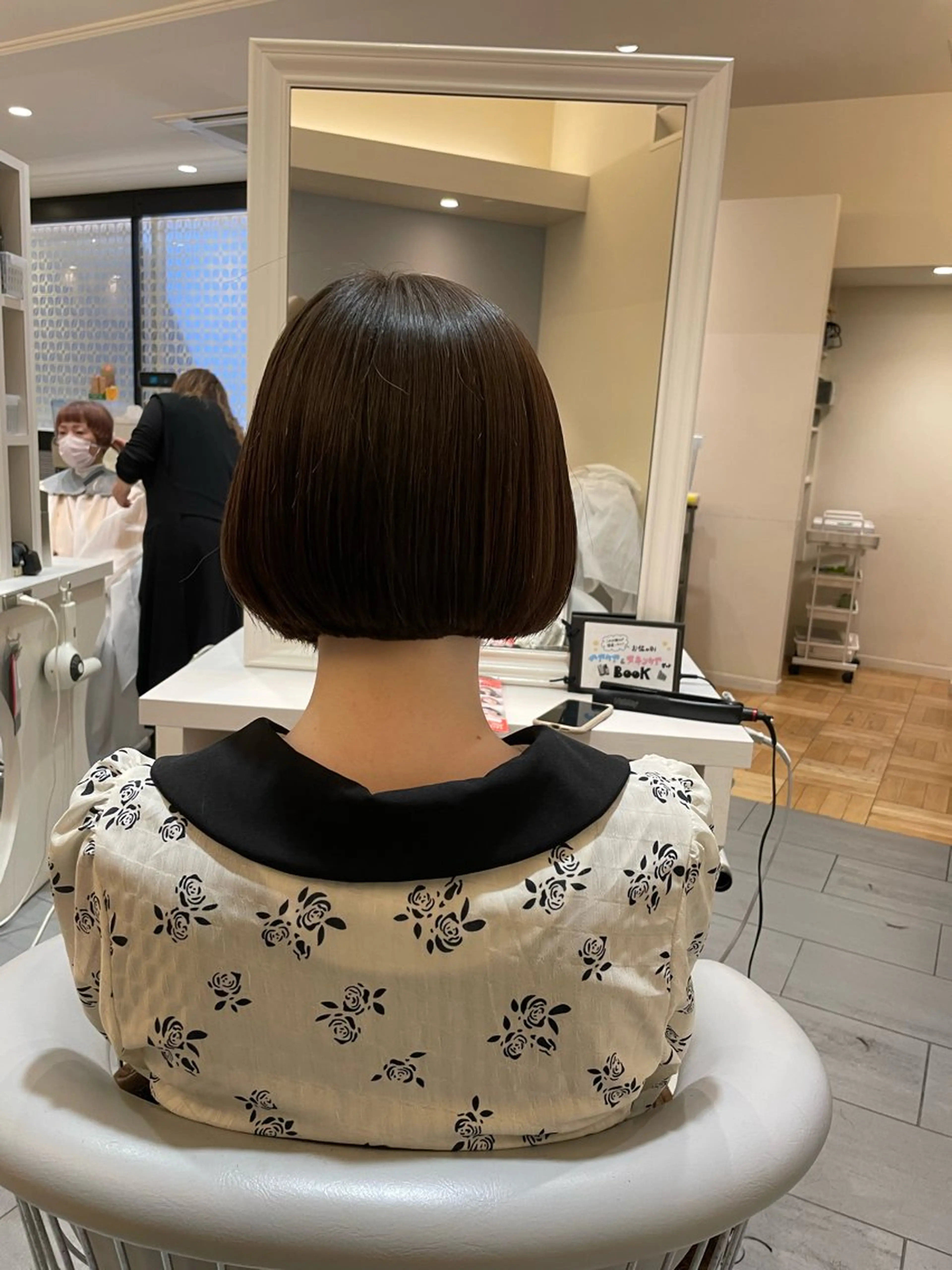ショート 韓国風レイヤーカット 松葉翔のヘアスタイル