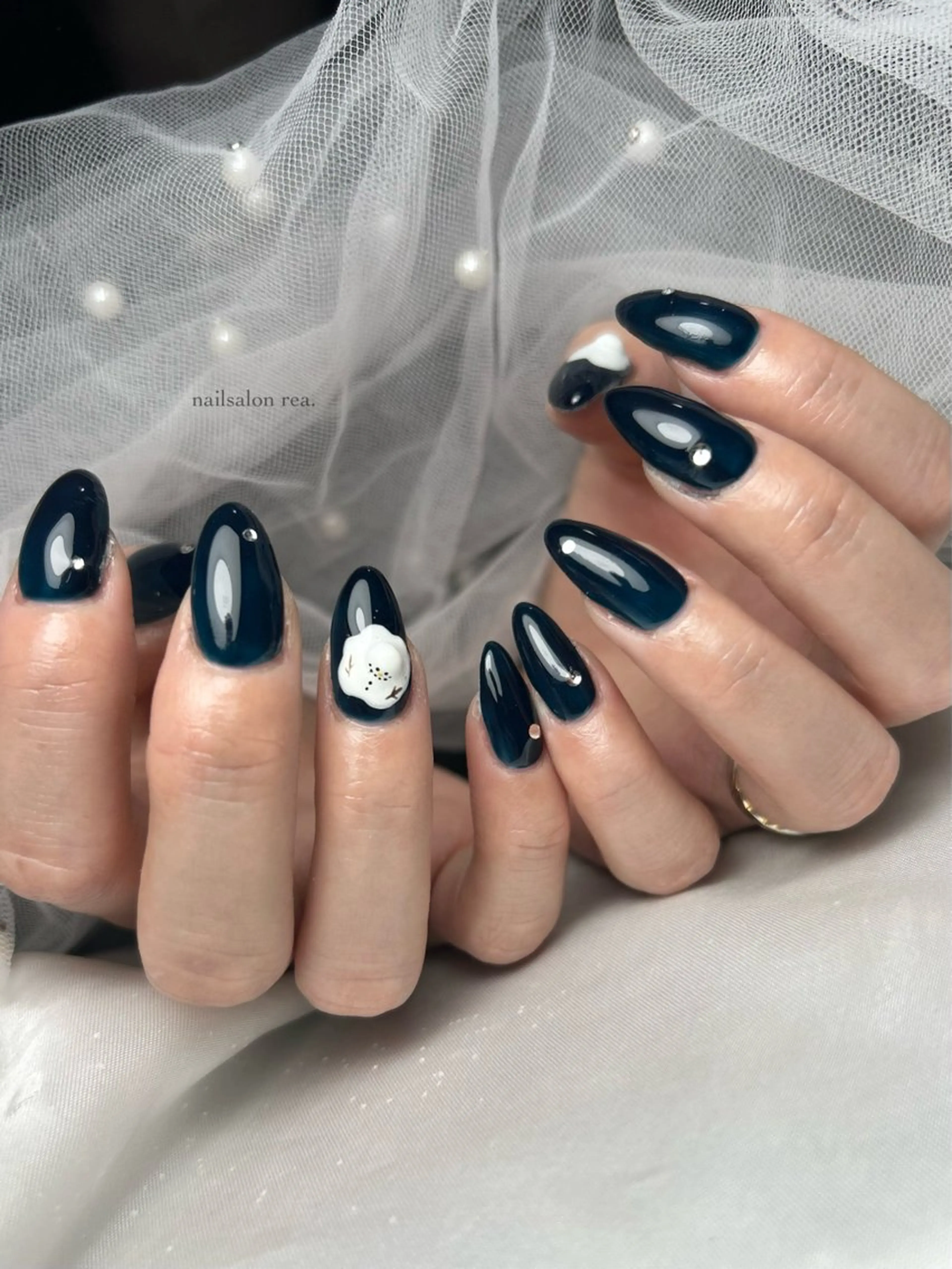 ネイル ハンドネイル フットネイル rea .のネイルデザイン